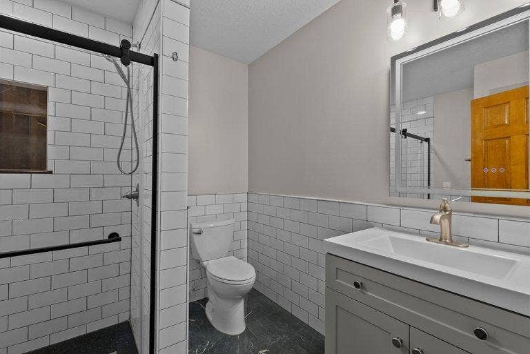 4501 104th Avenue N, Brooklyn Park, MN 55443 031_dsc02418_326.jpg