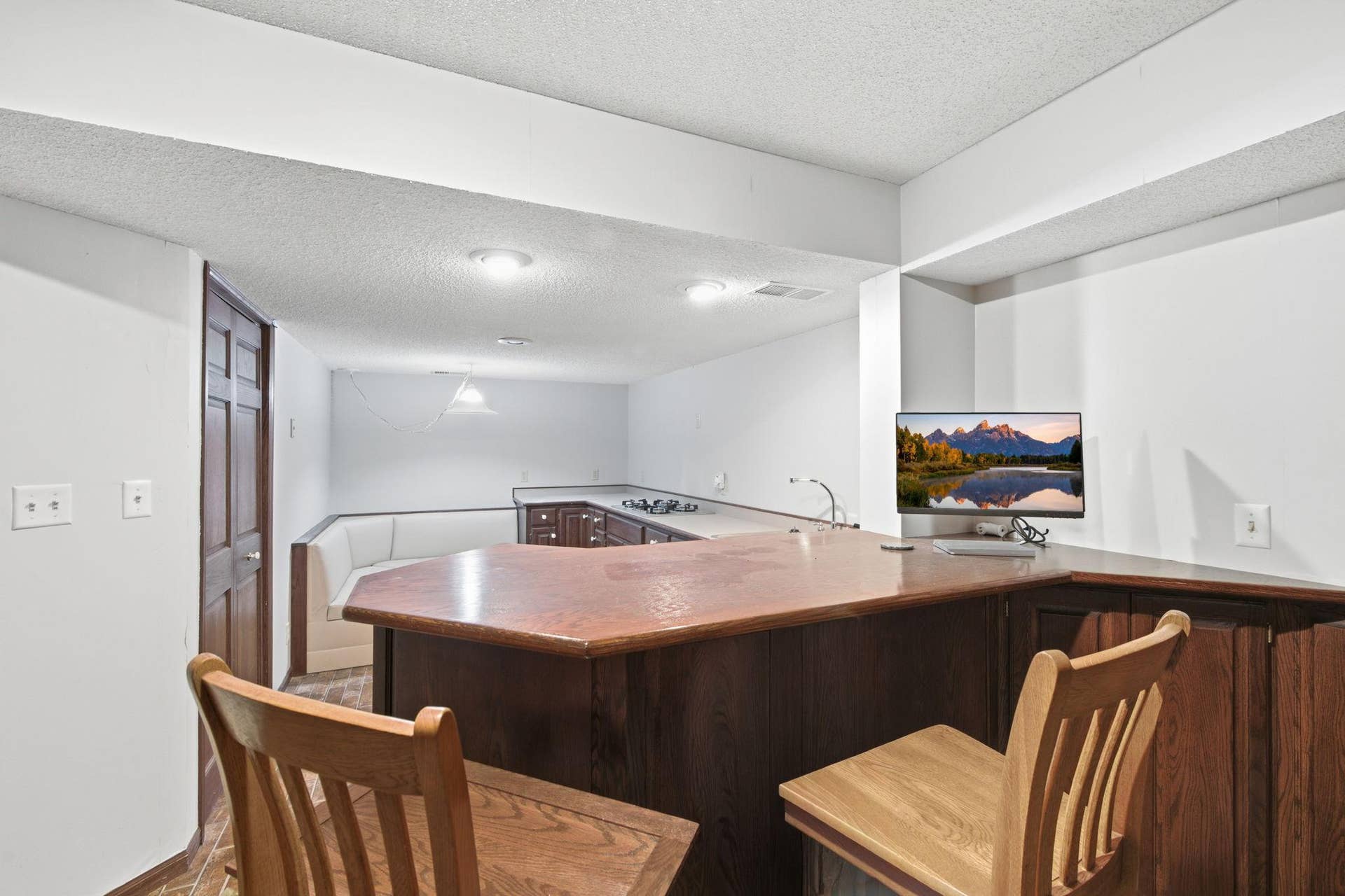 5994 425th St - Lower Level 2nd Kitchen