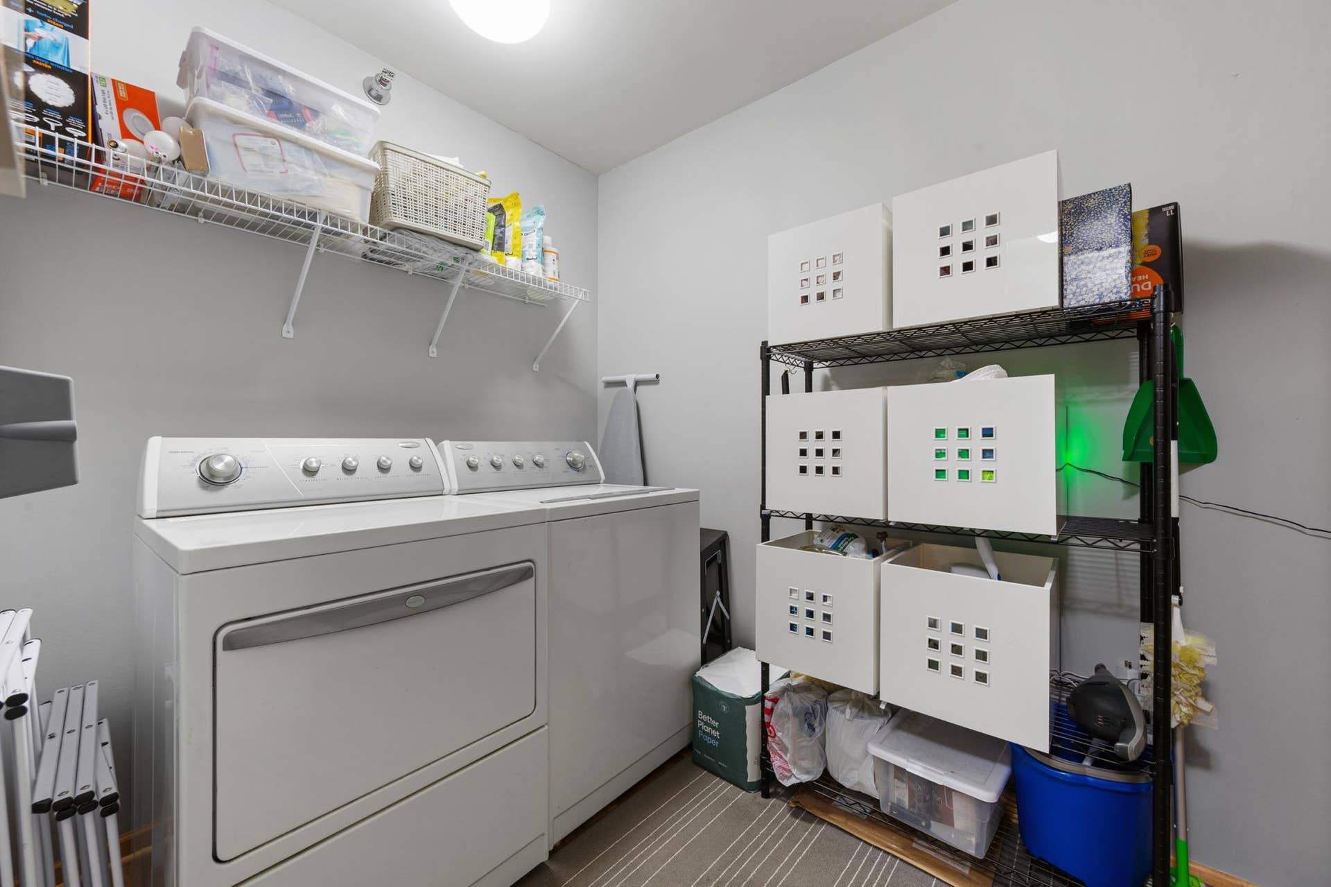 738 Maple Hills Drive, #J, Maplewood, MN 55117 26_24 laundry.jpg
