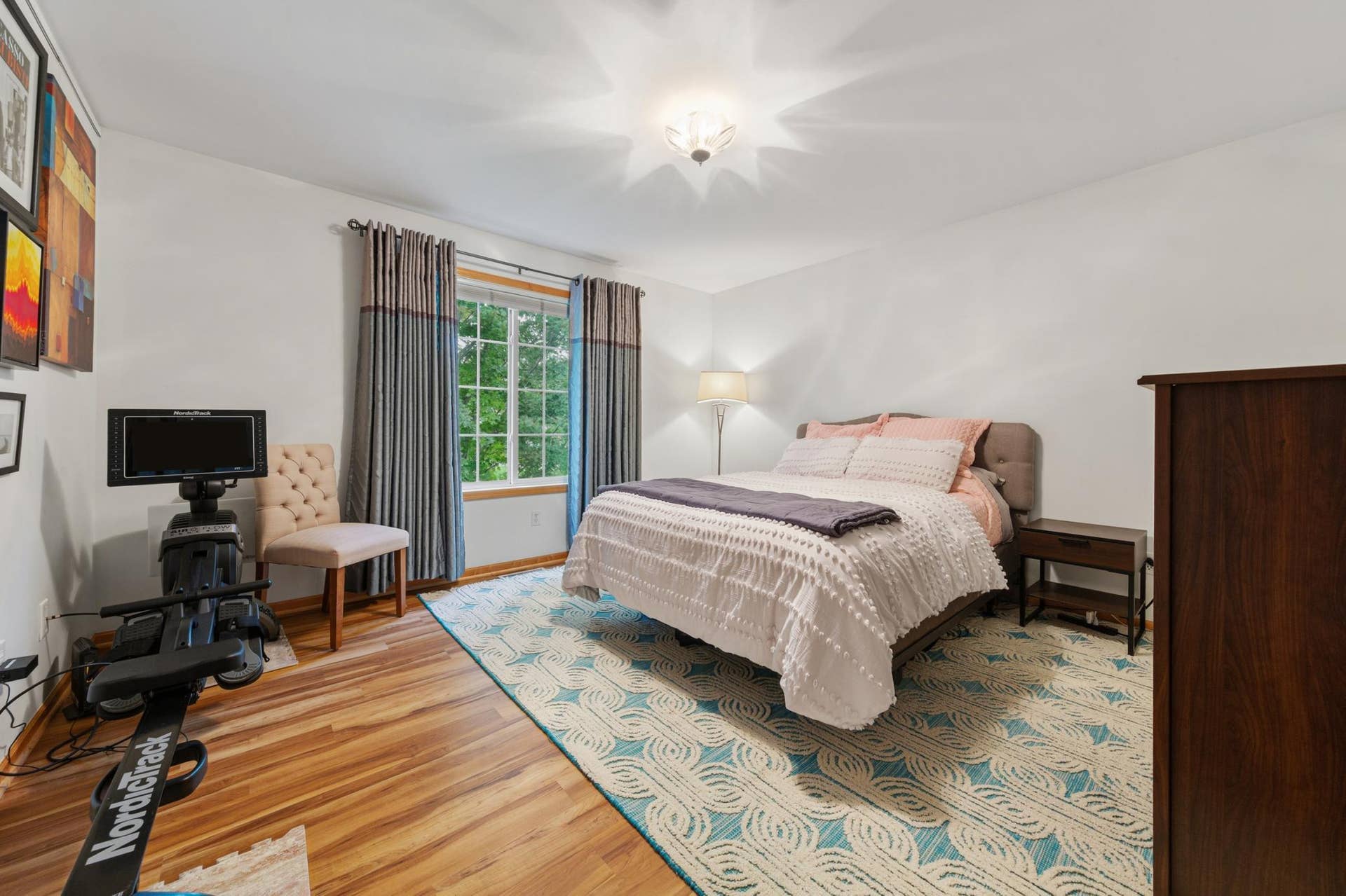 738 Maple Hills Drive, #J, Maplewood, MN 55117 29_27 main bedroom.jpg