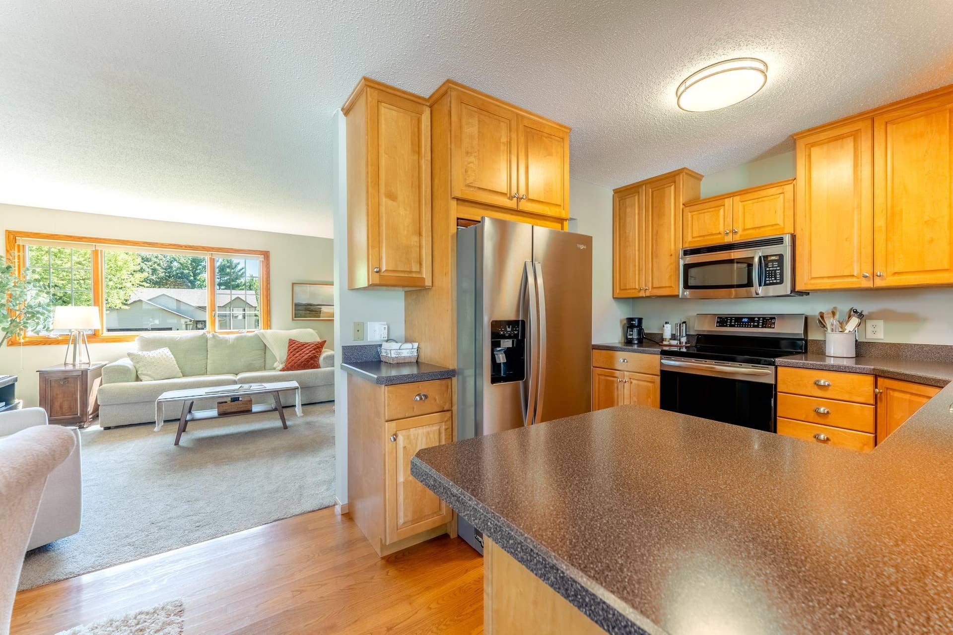 14250 55th Street N, Stillwater, MN 55082 Kitchen pennisula has room for extra seating.