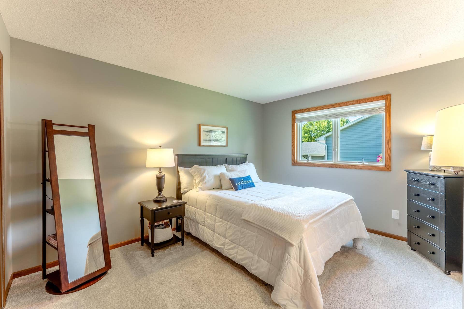 14250 55th Street N, Stillwater, MN 55082 1 of 2 spacious bedrooms on main level.