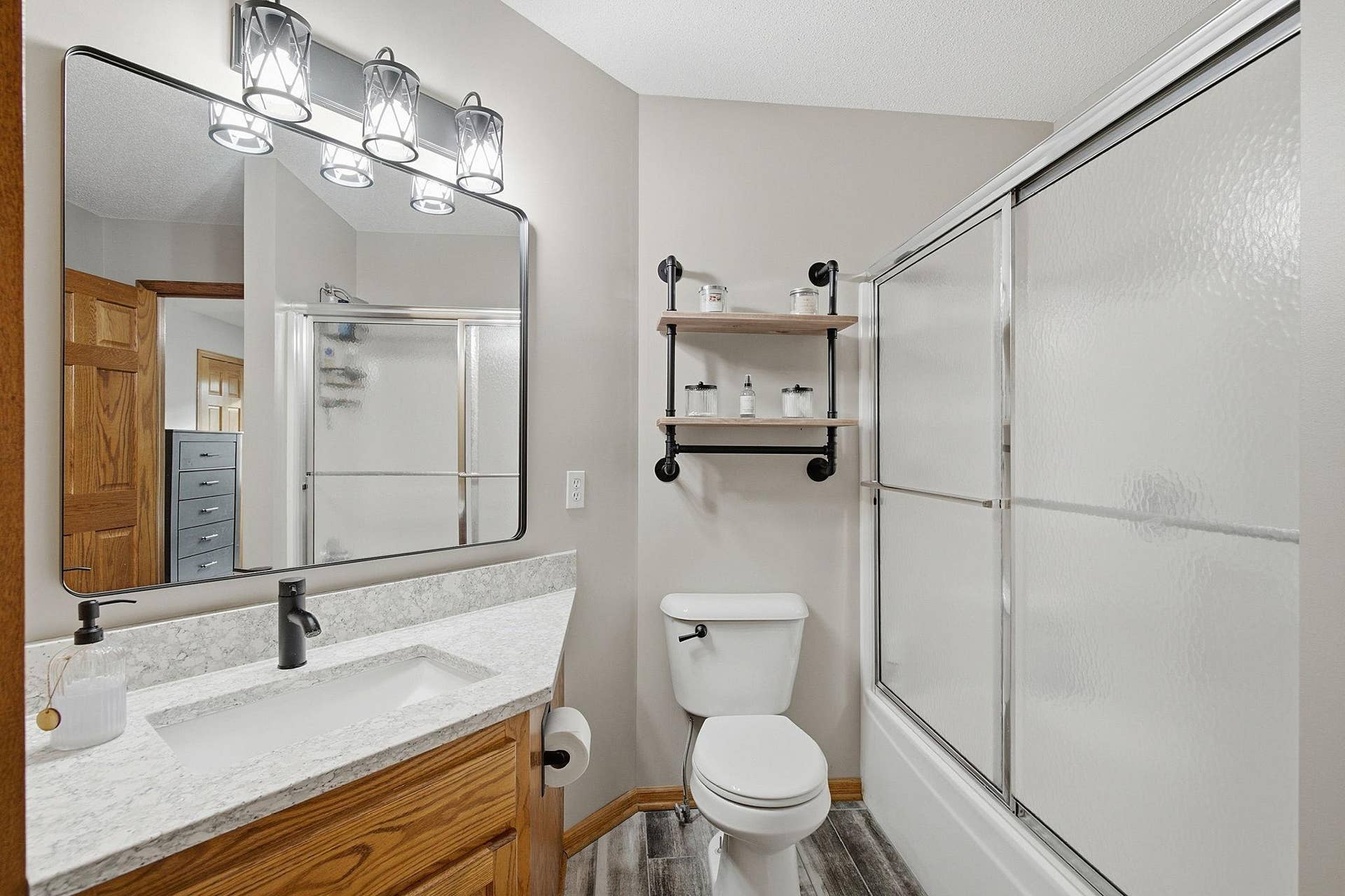 6149 384th Lane, North Branch, MN 55056 27-web-or-mls-6149_384th_Ln_North_Branch_MN_0990.jpg