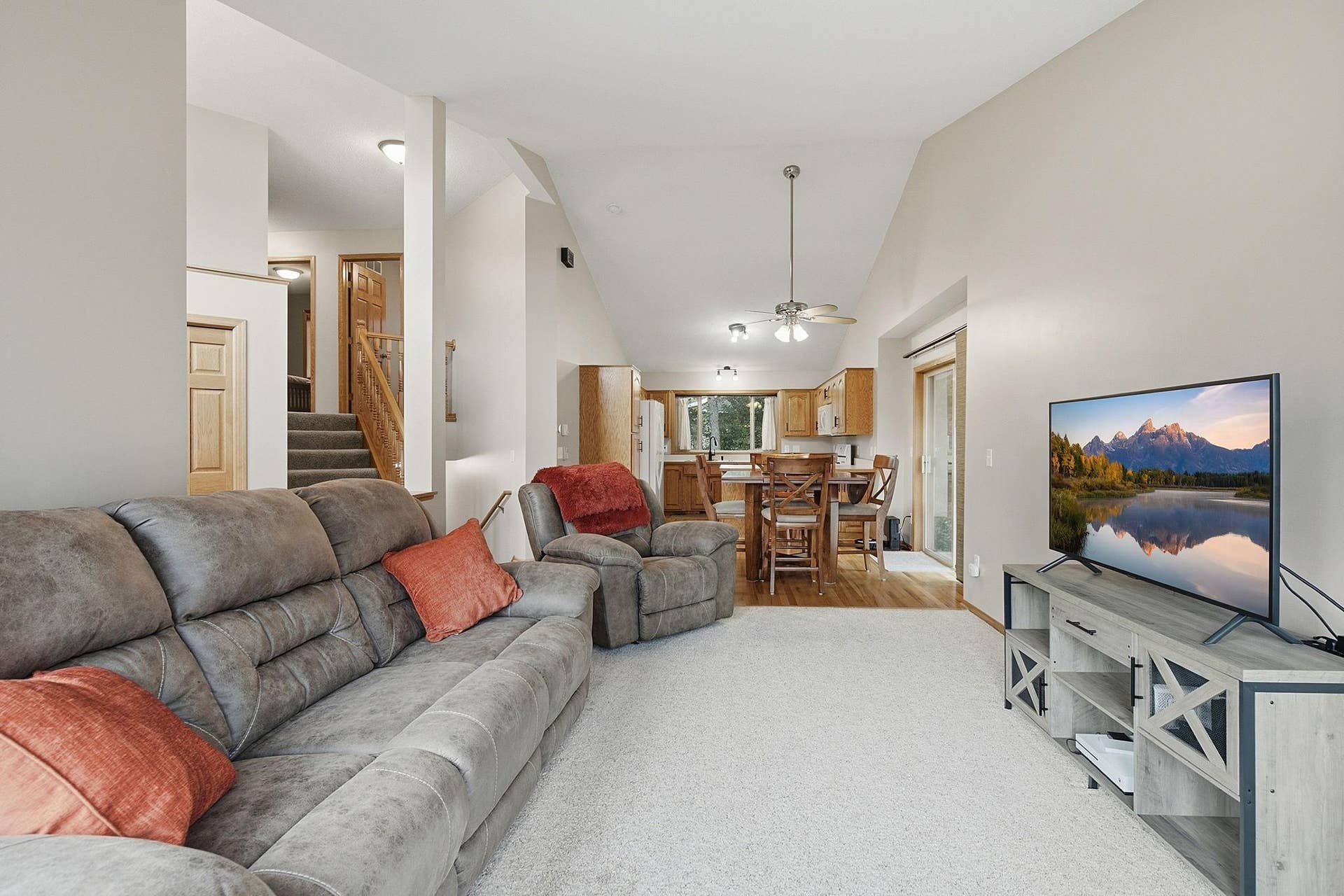 6149 384th Lane, North Branch, MN 55056 8-web-or-mls-6149_384th_Ln_North_Branch_MN_0895.jpg