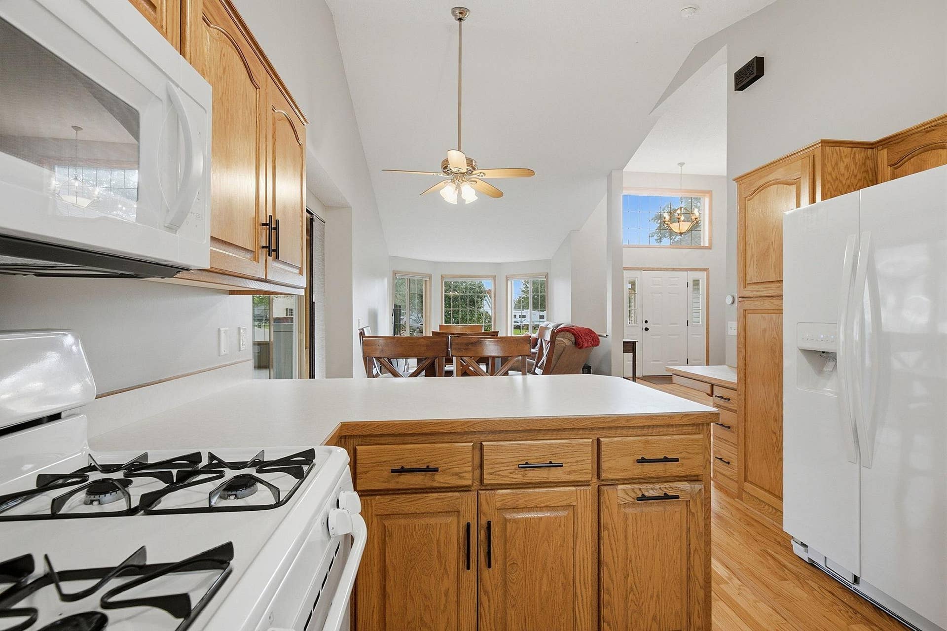 6149 384th Lane, North Branch, MN 55056 16-web-or-mls-6149_384th_Ln_North_Branch_MN_0935.jpg