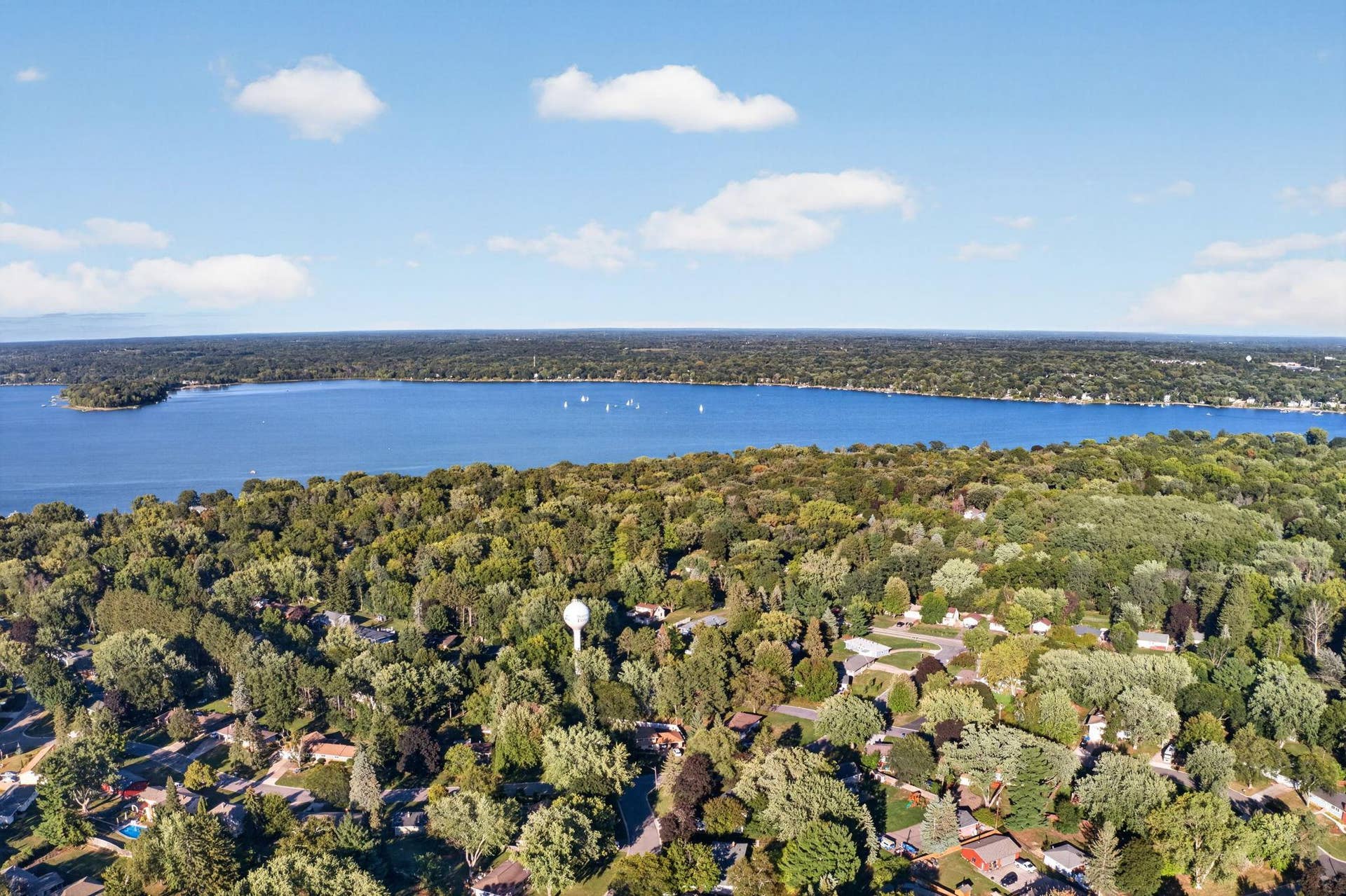 3907 Lakewood Avenue, White Bear Lake, MN 55110 72-web-or-mls-DJI_0642.jpg