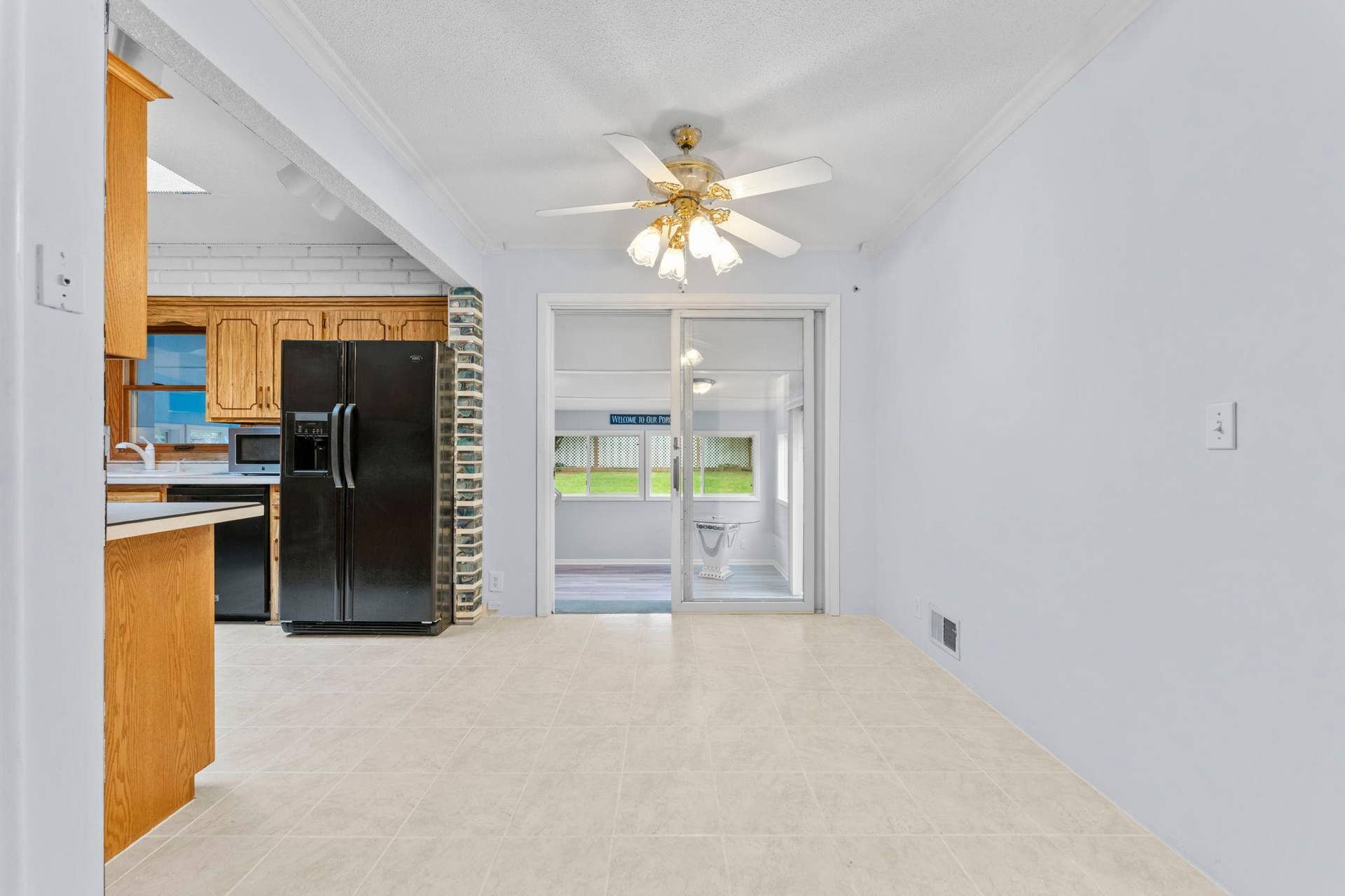 3907 Lakewood Avenue, White Bear Lake, MN 55110 13-web-or-mls-3907 Lakewood Ave-57.jpg