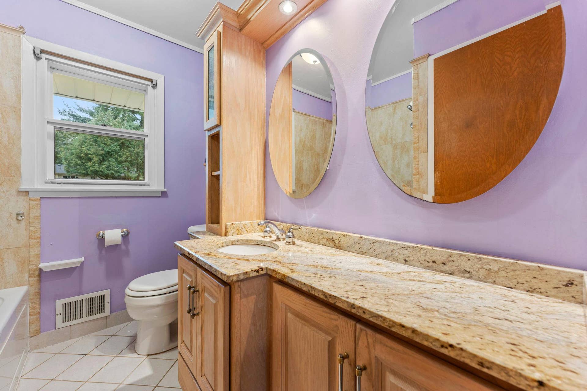 3907 Lakewood Avenue, White Bear Lake, MN 55110 35-web-or-mls-3907 Lakewood Ave-24.jpg