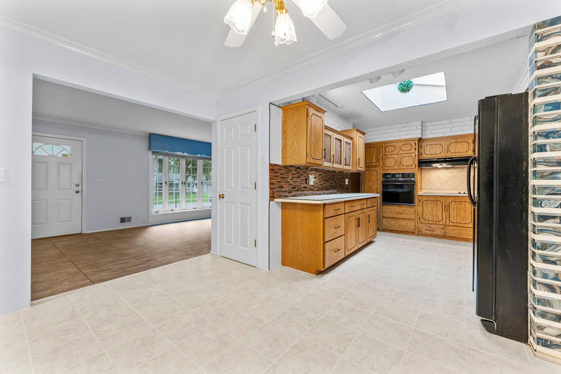 3907 Lakewood Avenue, White Bear Lake, MN 55110 15-web-or-mls-3907 Lakewood Ave-63.jpg