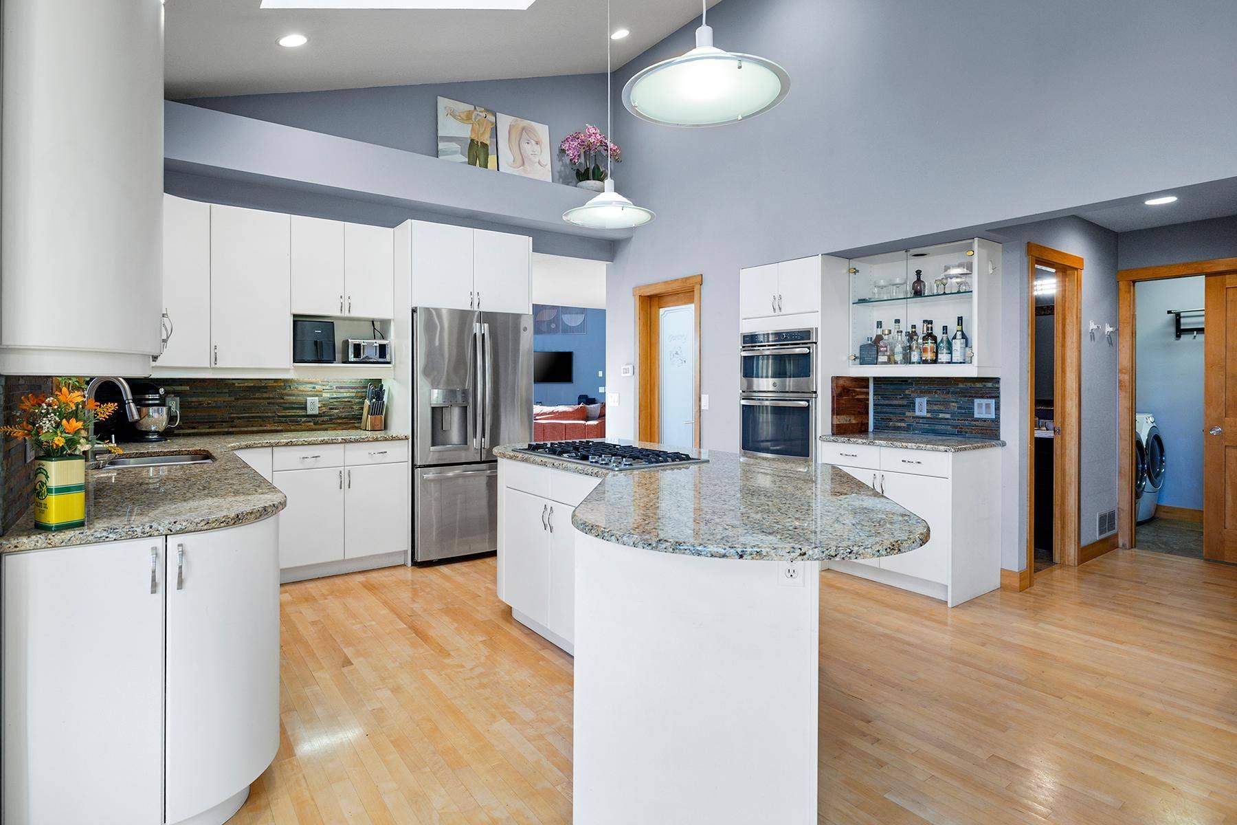 web_Kitchen 3.jpg