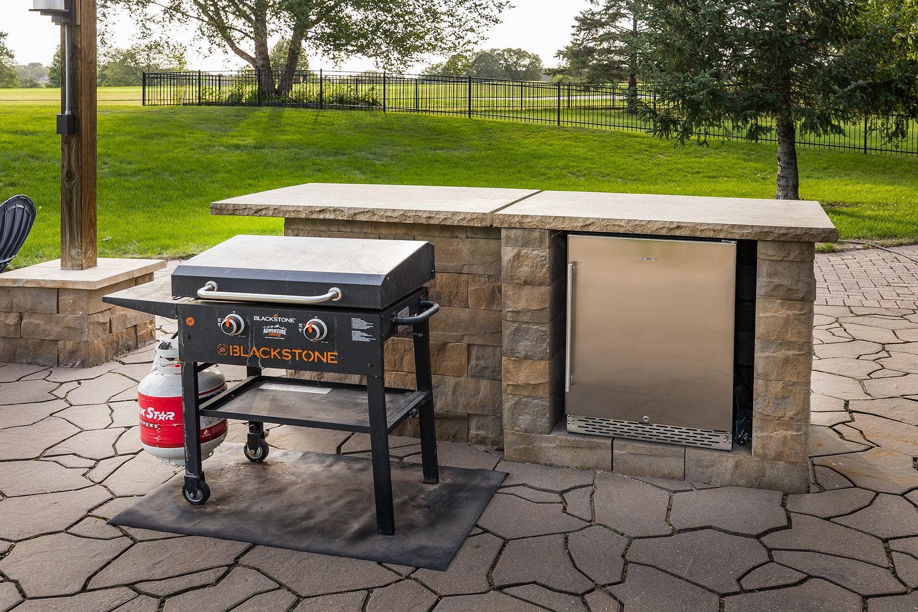 web_patio 3.jpg