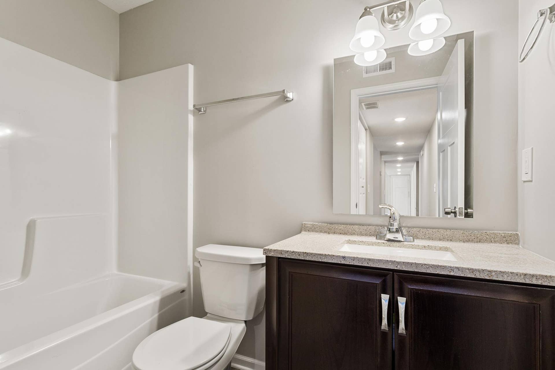 2100 Fairmount Street SE, 14, Minneapolis, MN 55414 _47A1259_1.JPG