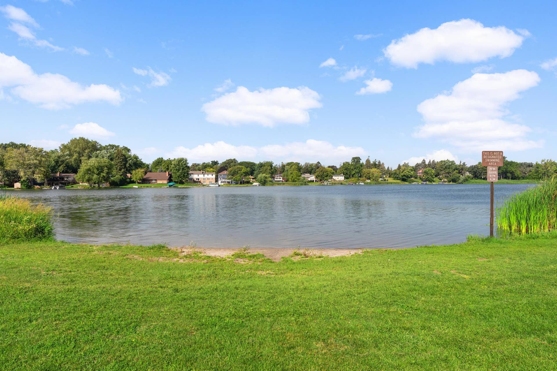 3829 Oak Street N, Brooklyn Center, MN 55429 Walk to Twin Lake.