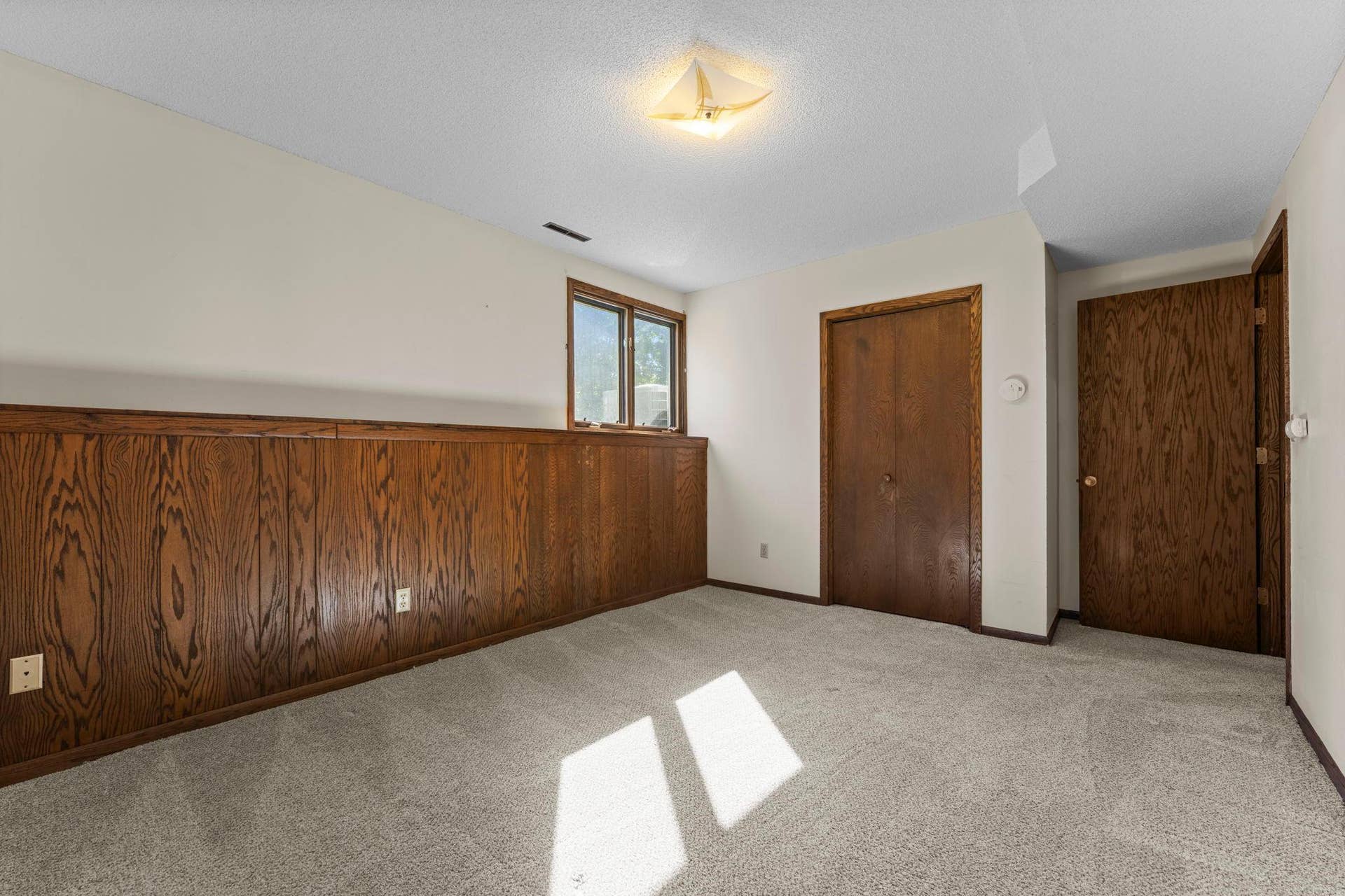 8989 Lake Jane Trail N, Lake Elmo, MN 55042 8989 Lake Jane Trail N, Lake Elmo, MN 55042