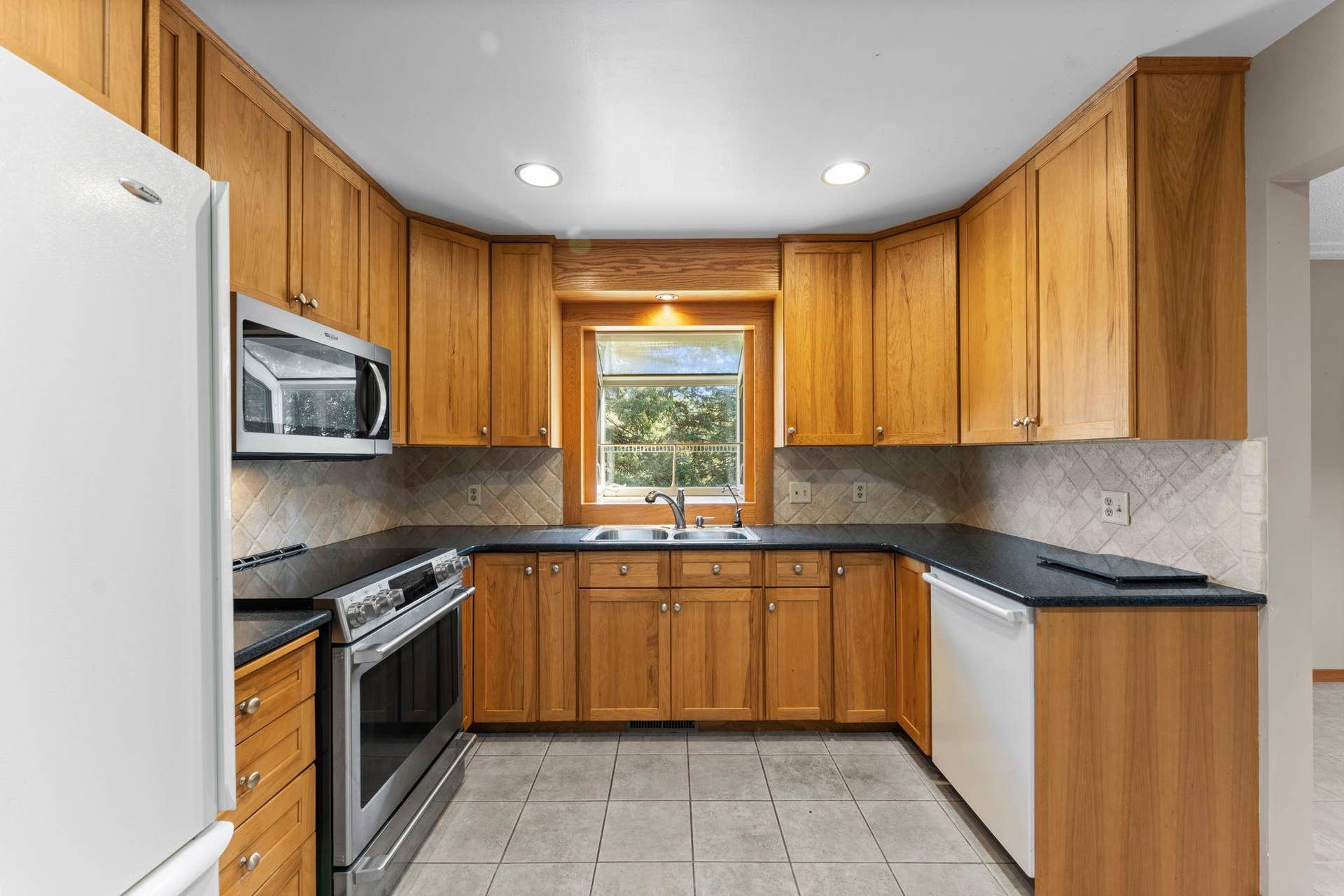 8989 Lake Jane Trail N, Lake Elmo, MN 55042 8989 Lake Jane Trail N, Lake Elmo, MN 55042