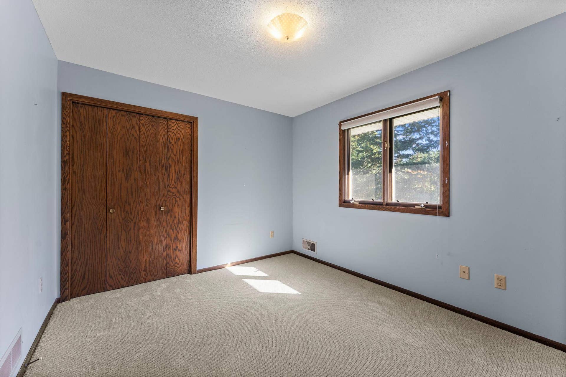 8989 Lake Jane Trail N, Lake Elmo, MN 55042 8989 Lake Jane Trail N, Lake Elmo, MN 55042