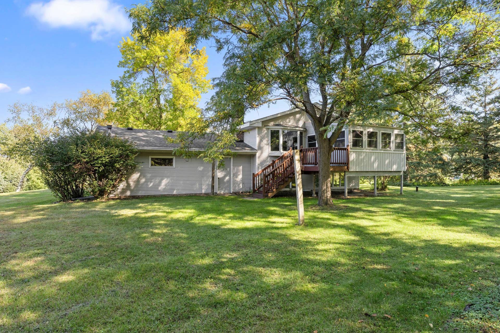 8989 Lake Jane Trail N, Lake Elmo, MN 55042 8989 Lake Jane Trail N, Lake Elmo, MN 55042