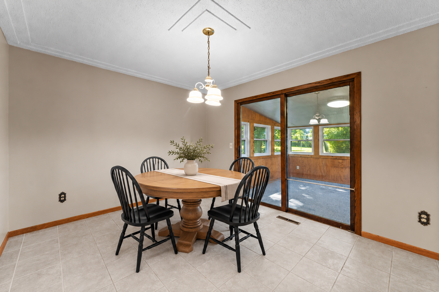 8989 Lake Jane Trail N, Lake Elmo, MN 55042 Dining Room Virtually Staged for Inspiration.png