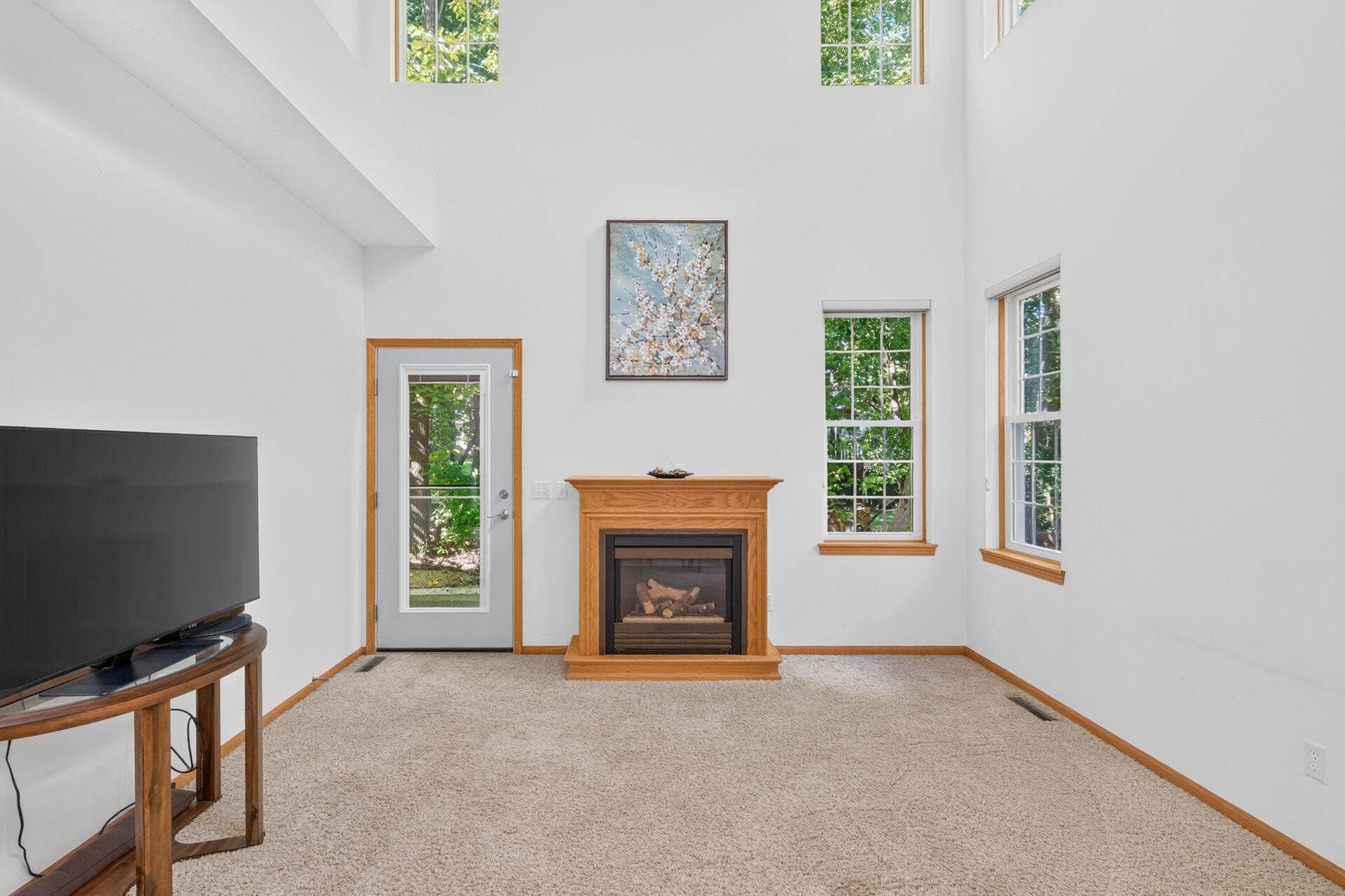 8011 Everest Lane N, Maple Grove, MN 55311 8011 Everest Lane N, Maple Grove, MN 55311