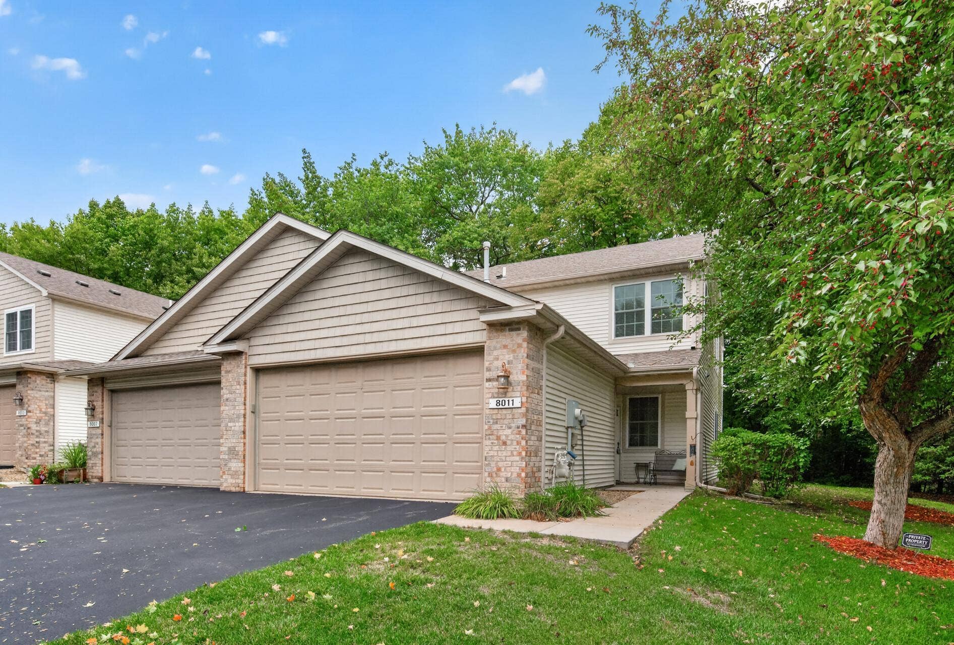 8011 Everest Lane N, Maple Grove, MN 55311 8011 Everest Lane N, Maple Grove, MN 55311