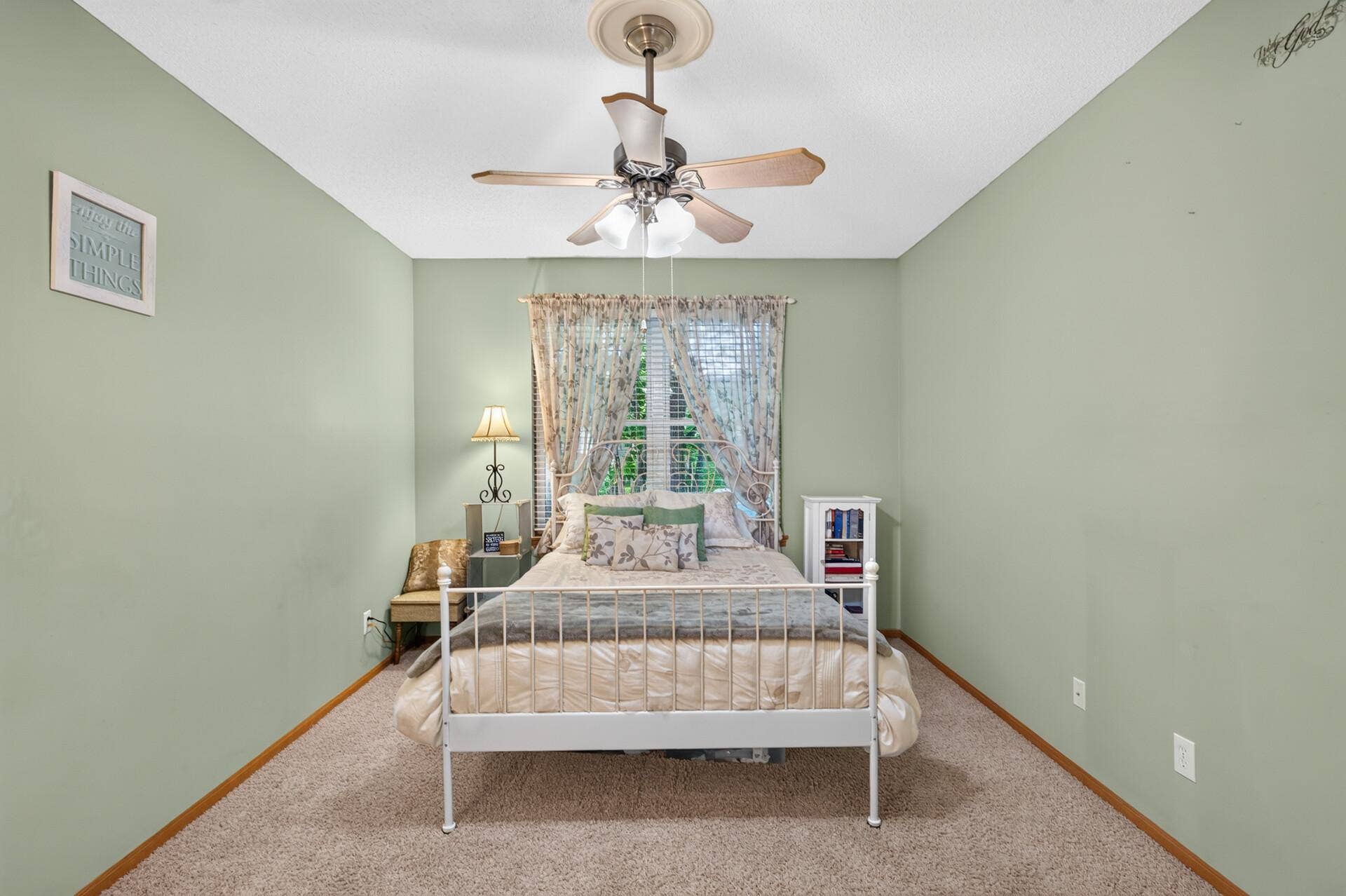 8011 Everest Lane N, Maple Grove, MN 55311 8011 Everest Lane N, Maple Grove, MN 55311