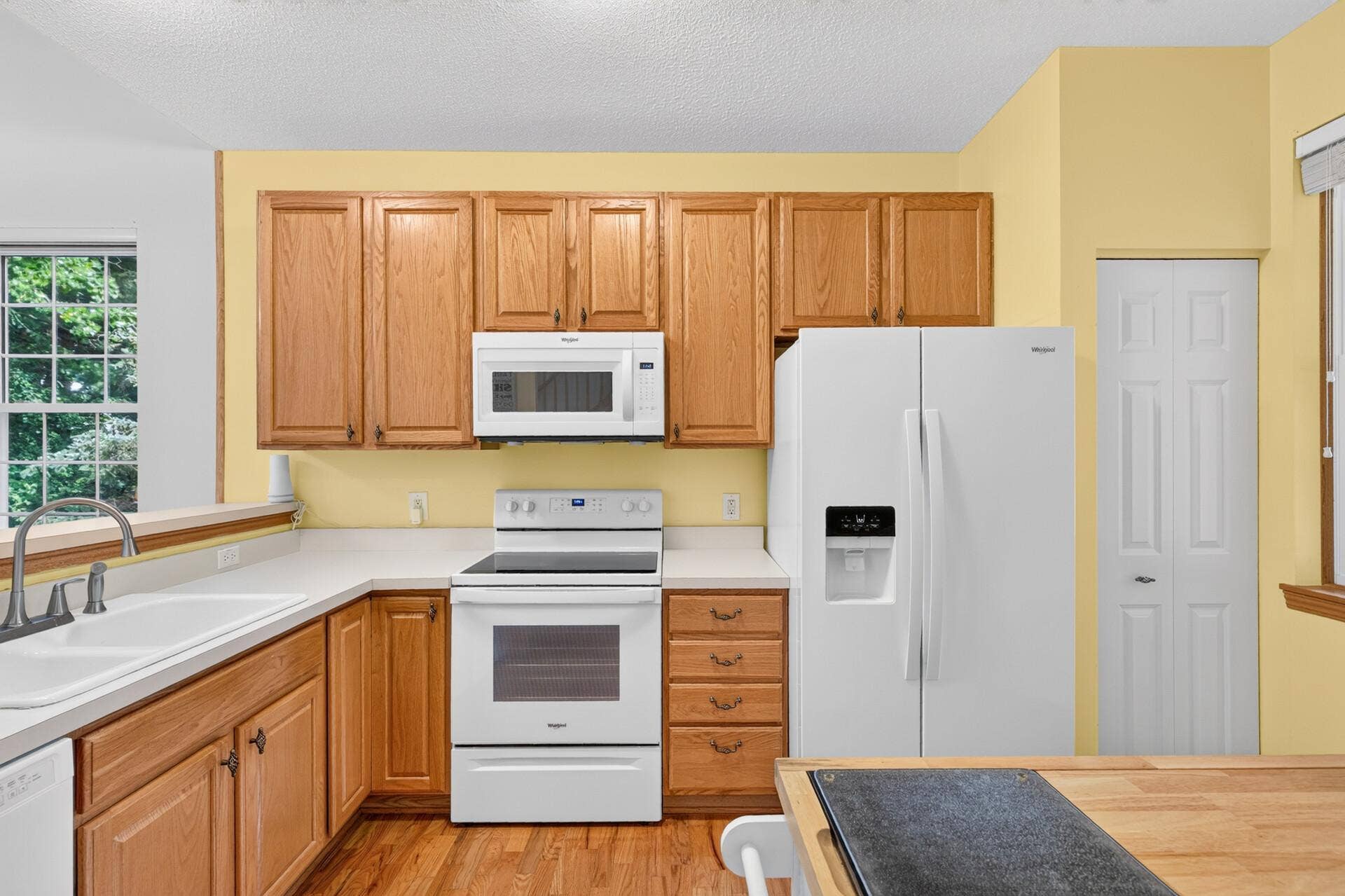 8011 Everest Lane N, Maple Grove, MN 55311 8011 Everest Lane N, Maple Grove, MN 55311