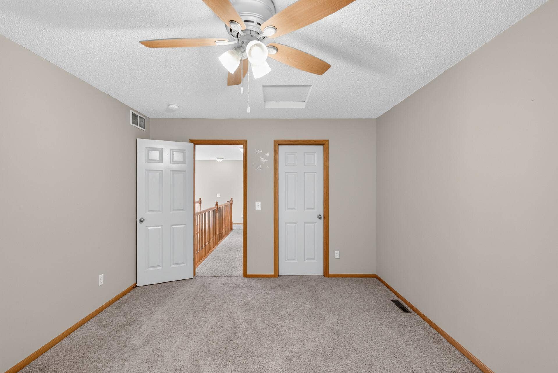 8011 Everest Lane N, Maple Grove, MN 55311 8011 Everest Lane N, Maple Grove, MN 55311