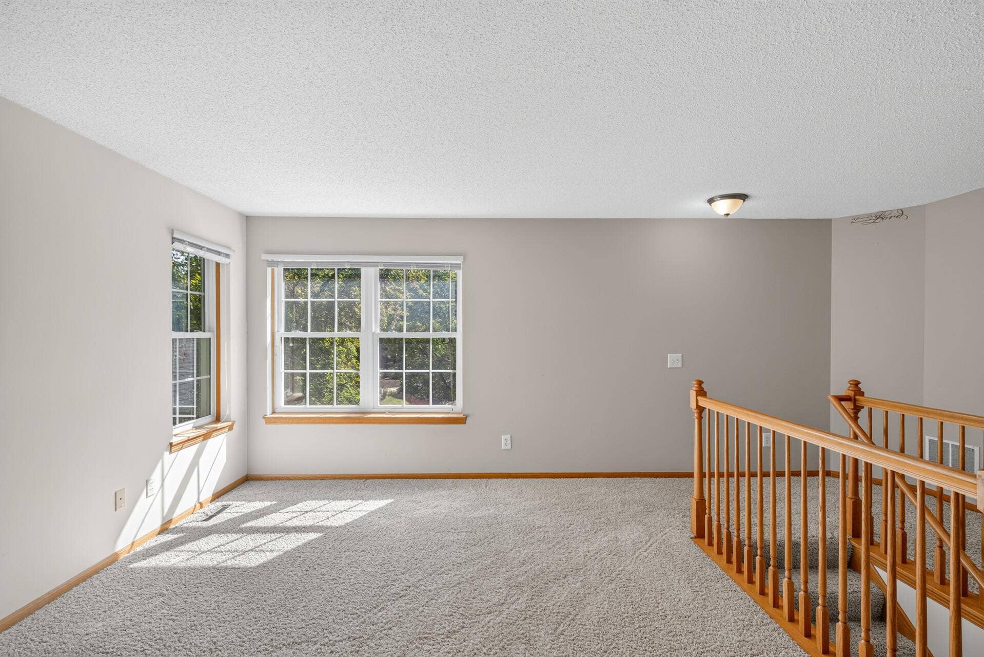 8011 Everest Lane N, Maple Grove, MN 55311 8011 Everest Lane N, Maple Grove, MN 55311