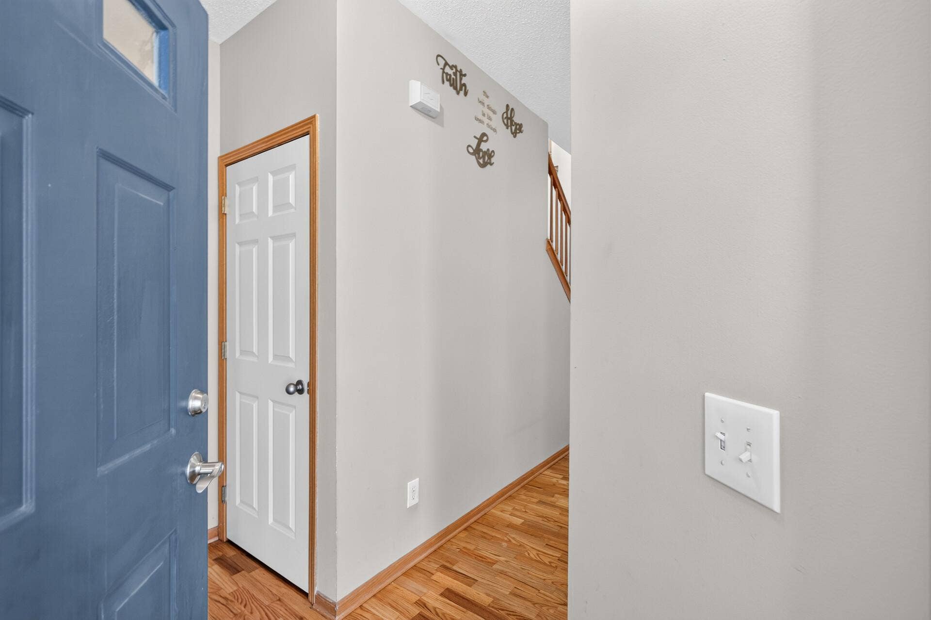 8011 Everest Lane N, Maple Grove, MN 55311 8011 Everest Lane N, Maple Grove, MN 55311