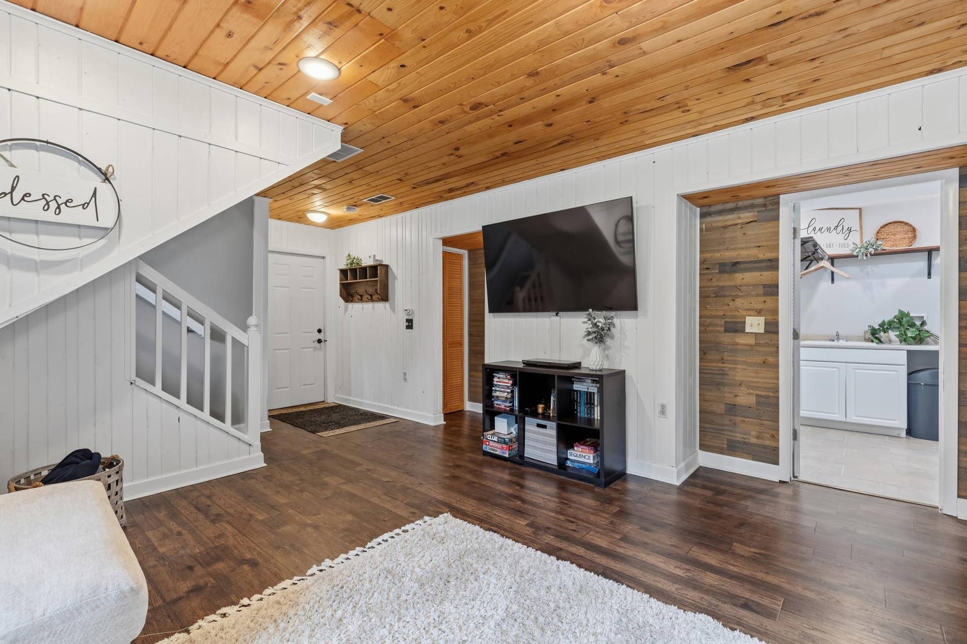 15469 Fish Point Road SE, Prior Lake, MN 55372 Alternate views of the Family Room