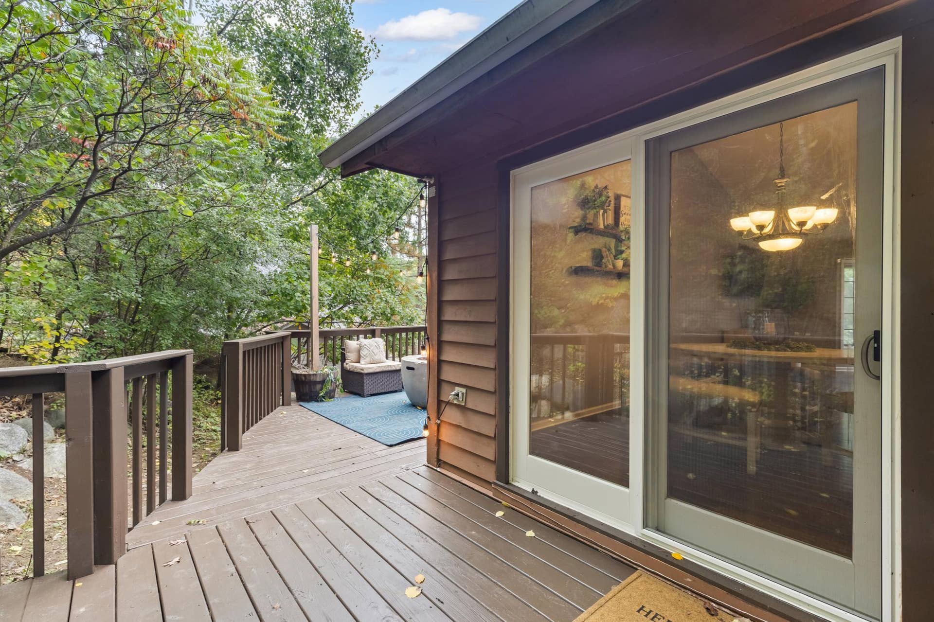 15469 Fish Point Road SE, Prior Lake, MN 55372 Access to the deck from the Dining area and Kitchen