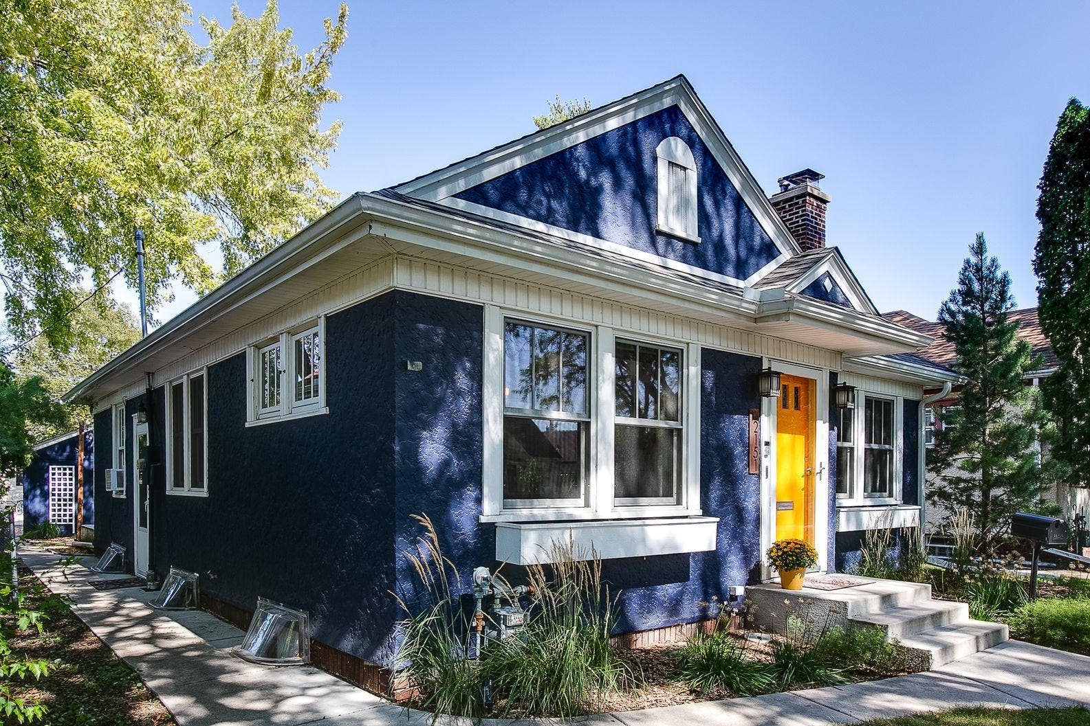 Side and front of house cozy bungalow