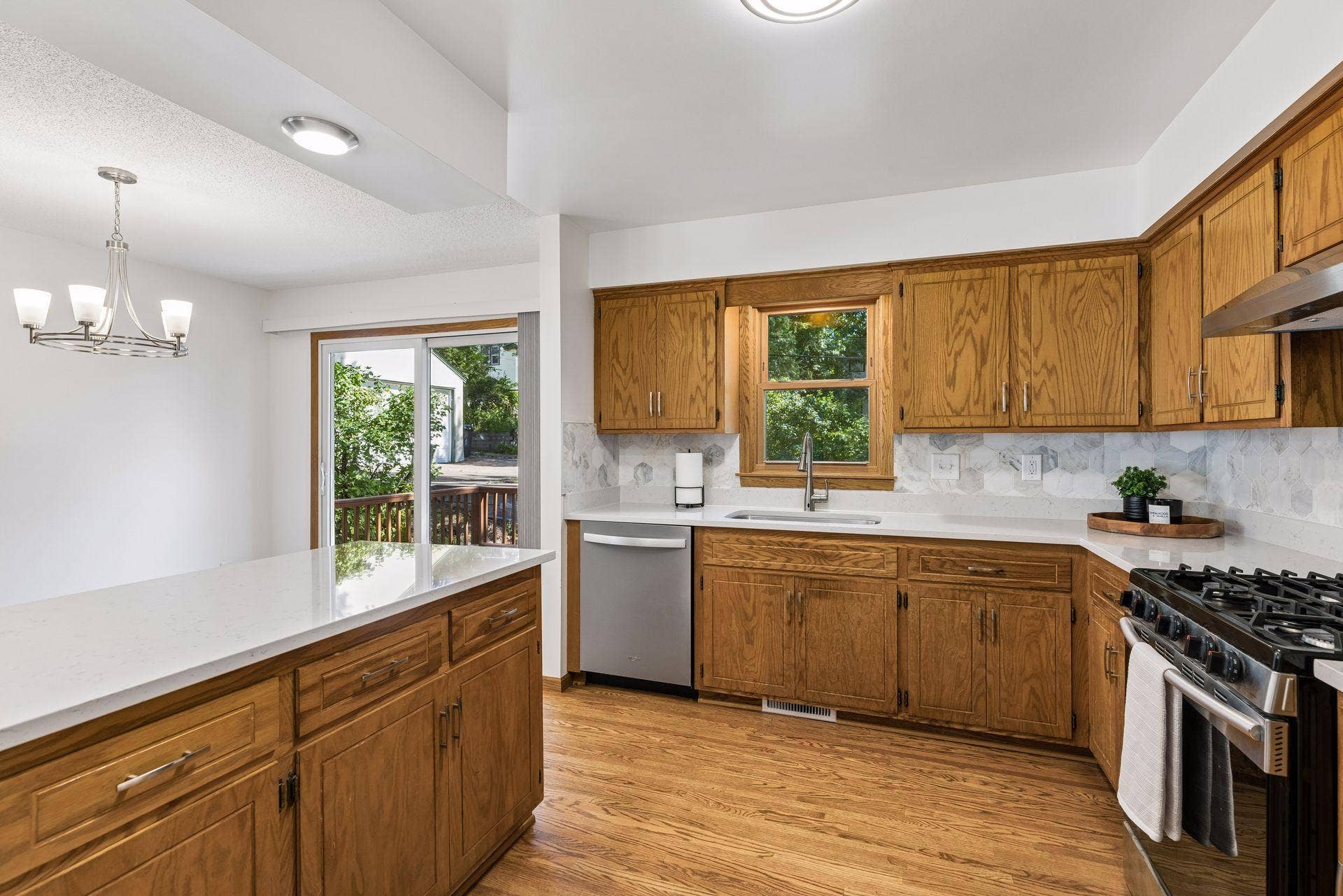 2215 Lincoln Street NE, 87, Minneapolis, MN 55418 Kitchen with new dishwasher and marble backsplash
