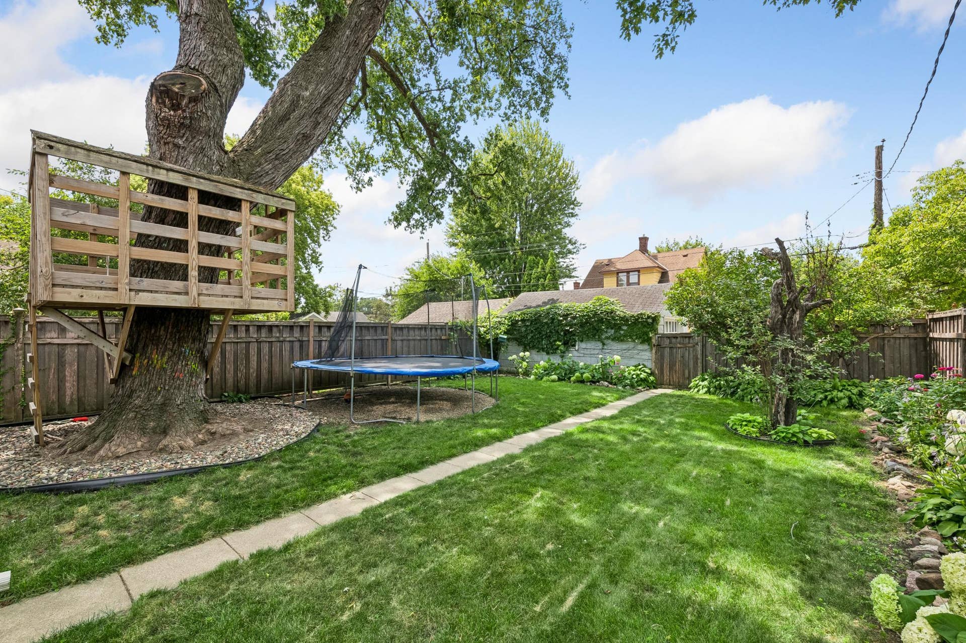 5336 Ewing Avenue S, 28, Minneapolis, MN 55410