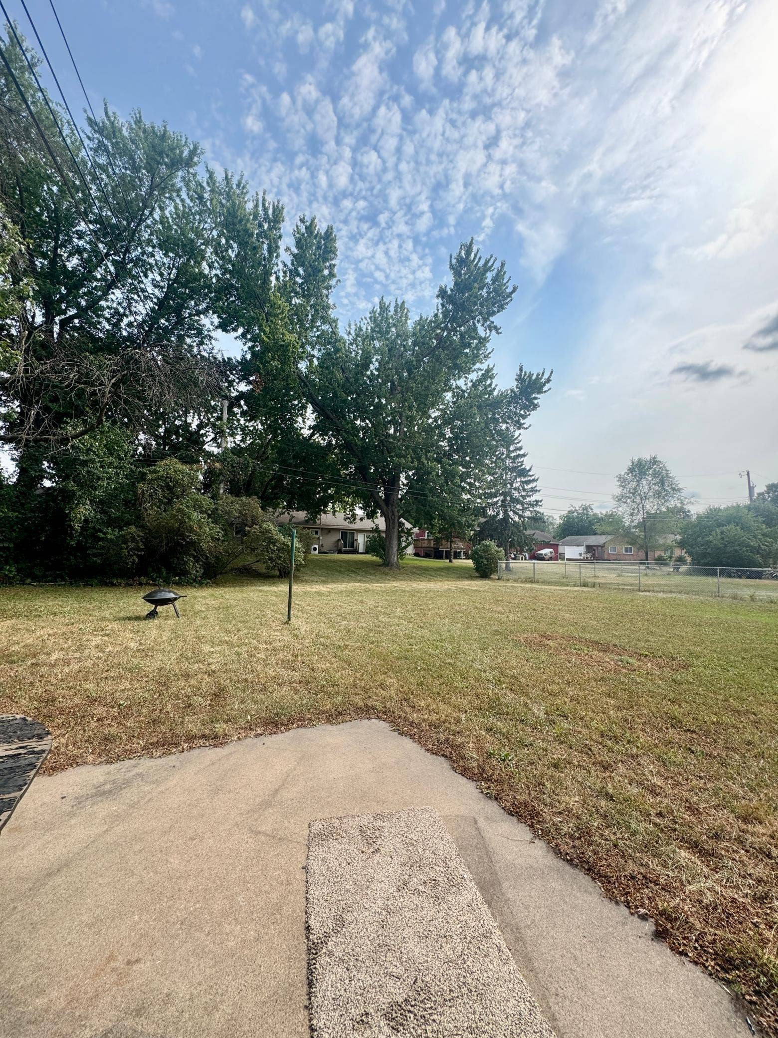 2001 Yellowstone Trail, Brooklyn Park, MN 55444