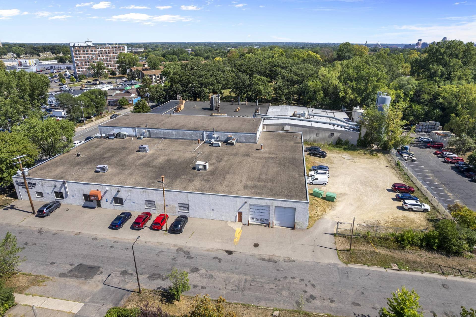 976 Minnehaha Avenue W, 102, Saint Paul, MN 55104 Minnehaha (1).jpg