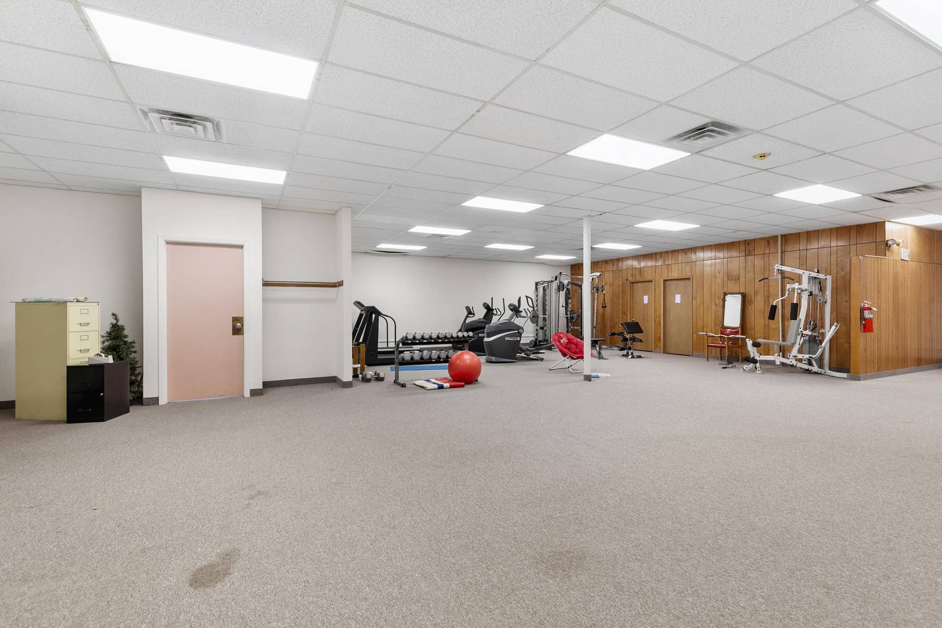 976 Minnehaha Avenue W, 102, Saint Paul, MN 55104 Minnehaha (14).jpg