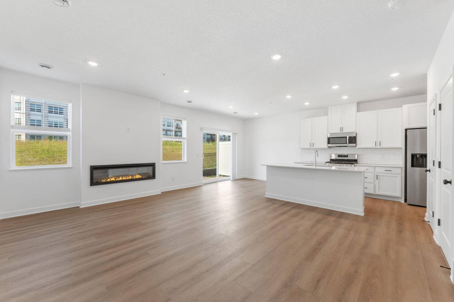 The natural gathering space of the home, the Great Room is excellent for entertaining guests, hosting movie marathons and relaxing with loved ones, paired with the simplicity of a free-flowing design.
