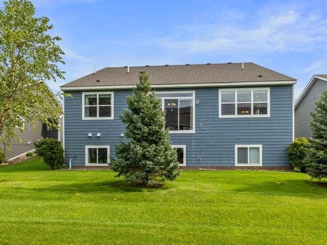 20897 Glade Avenue, Lakeville, MN 55044 24