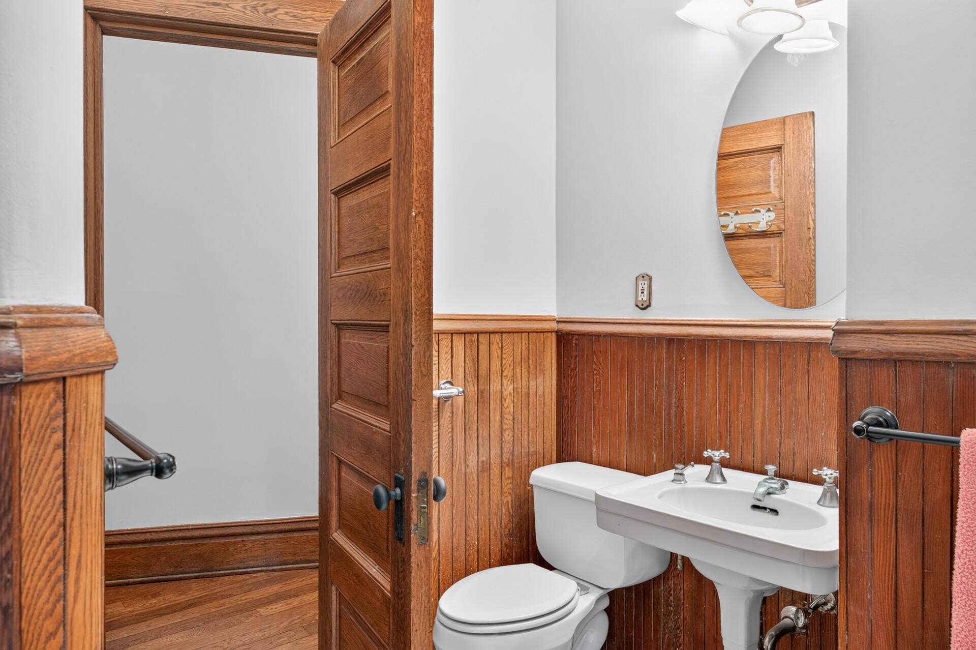 434 Laurel Avenue, #2E, 101, Saint Paul, MN 55102 40_434_Laurel40_mls.jpg