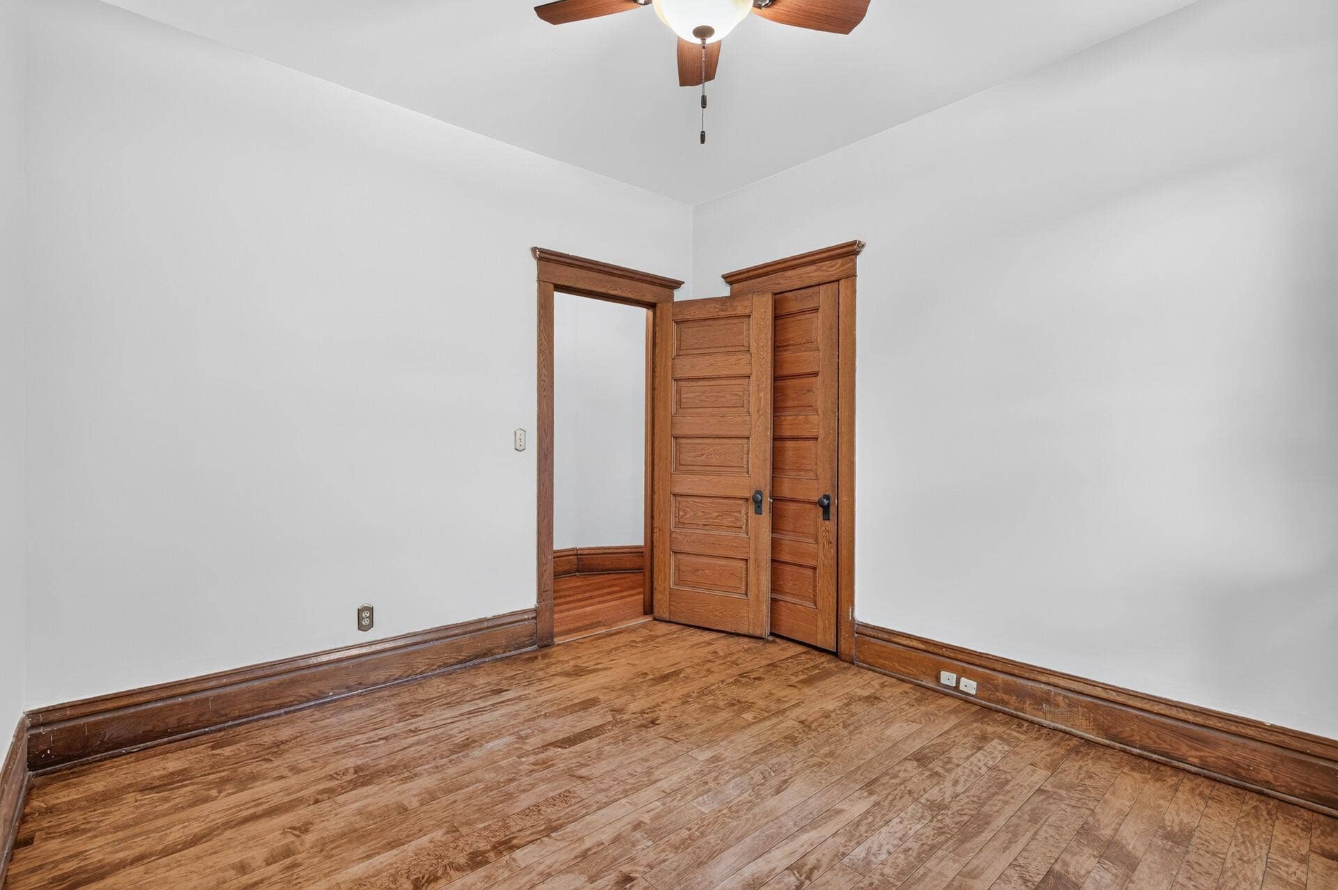 434 Laurel Avenue, #2E, 101, Saint Paul, MN 55102 33_434_Laurel33_mls.jpg