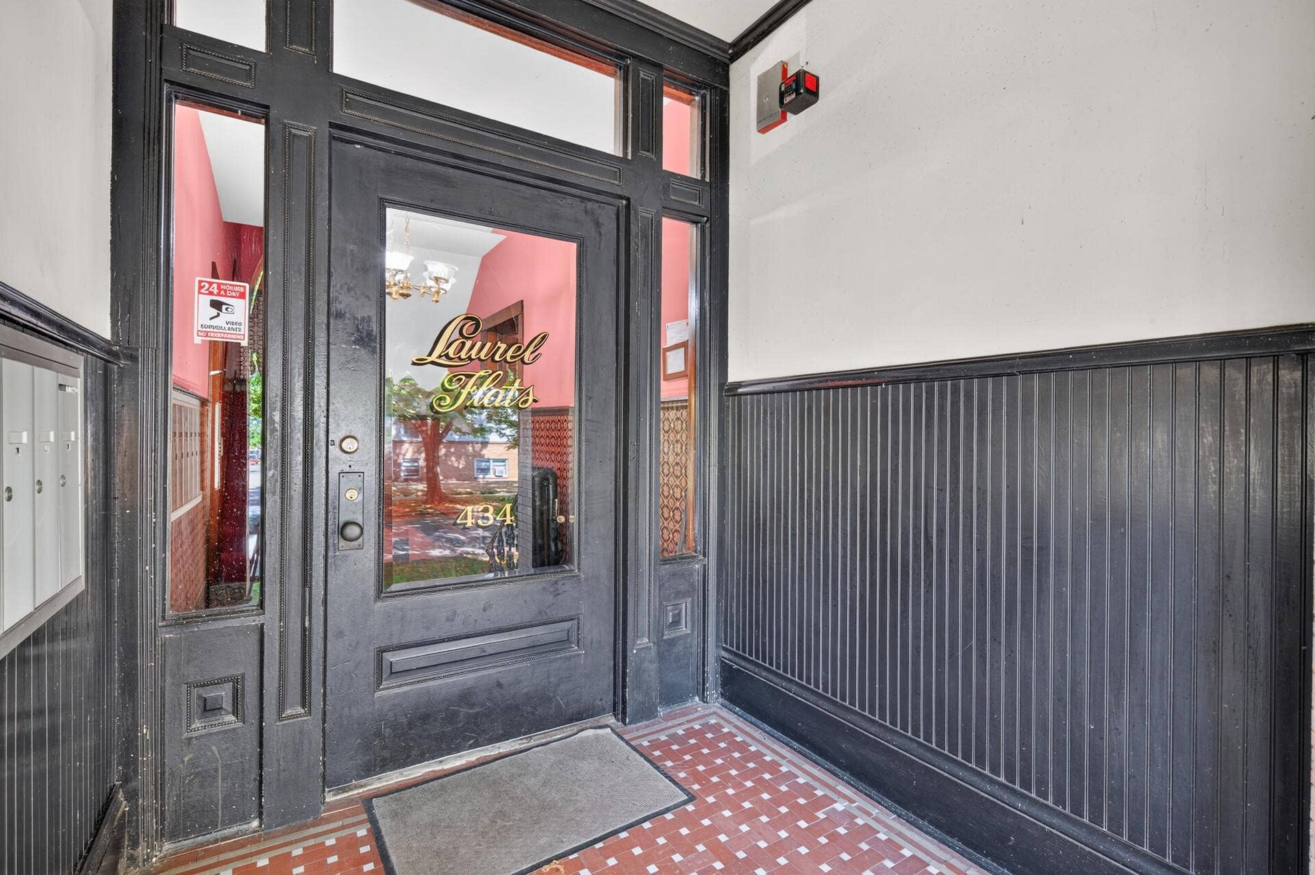 434 Laurel Avenue, #2E, 101, Saint Paul, MN 55102 04_434_Laurel4_mls.jpg