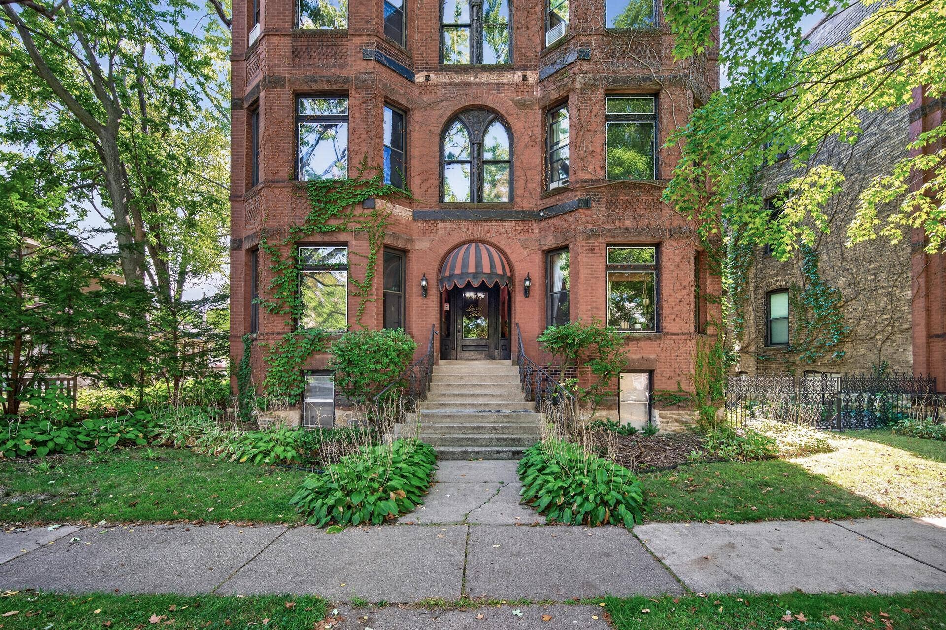 434 Laurel Avenue, #2E, 101, Saint Paul, MN 55102 02_434_Laurel2_mls.jpg