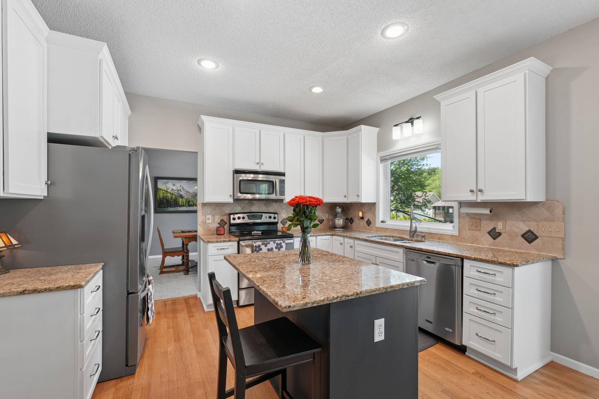 Upscale Kitchen for entertaining