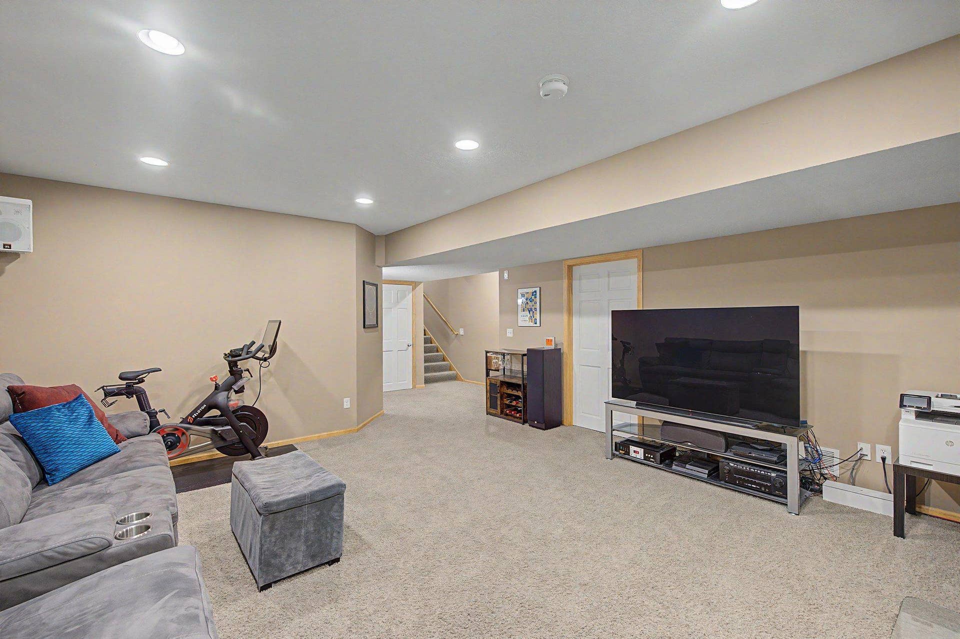 9906 Scott Avenue N, Brooklyn Park, MN 55443 9906 Scott Avenue N, Brooklyn Park, MN 55443