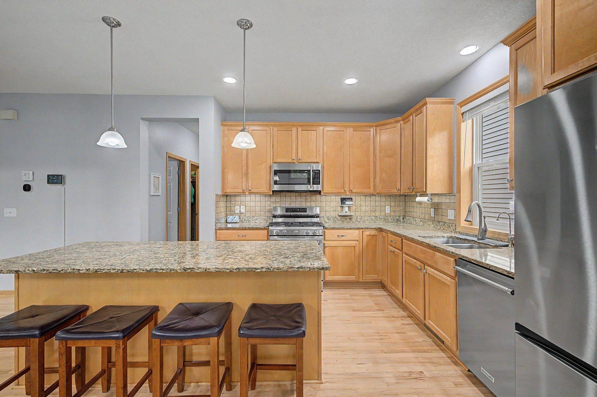 9906 Scott Avenue N, Brooklyn Park, MN 55443 9906 Scott Avenue N, Brooklyn Park, MN 55443