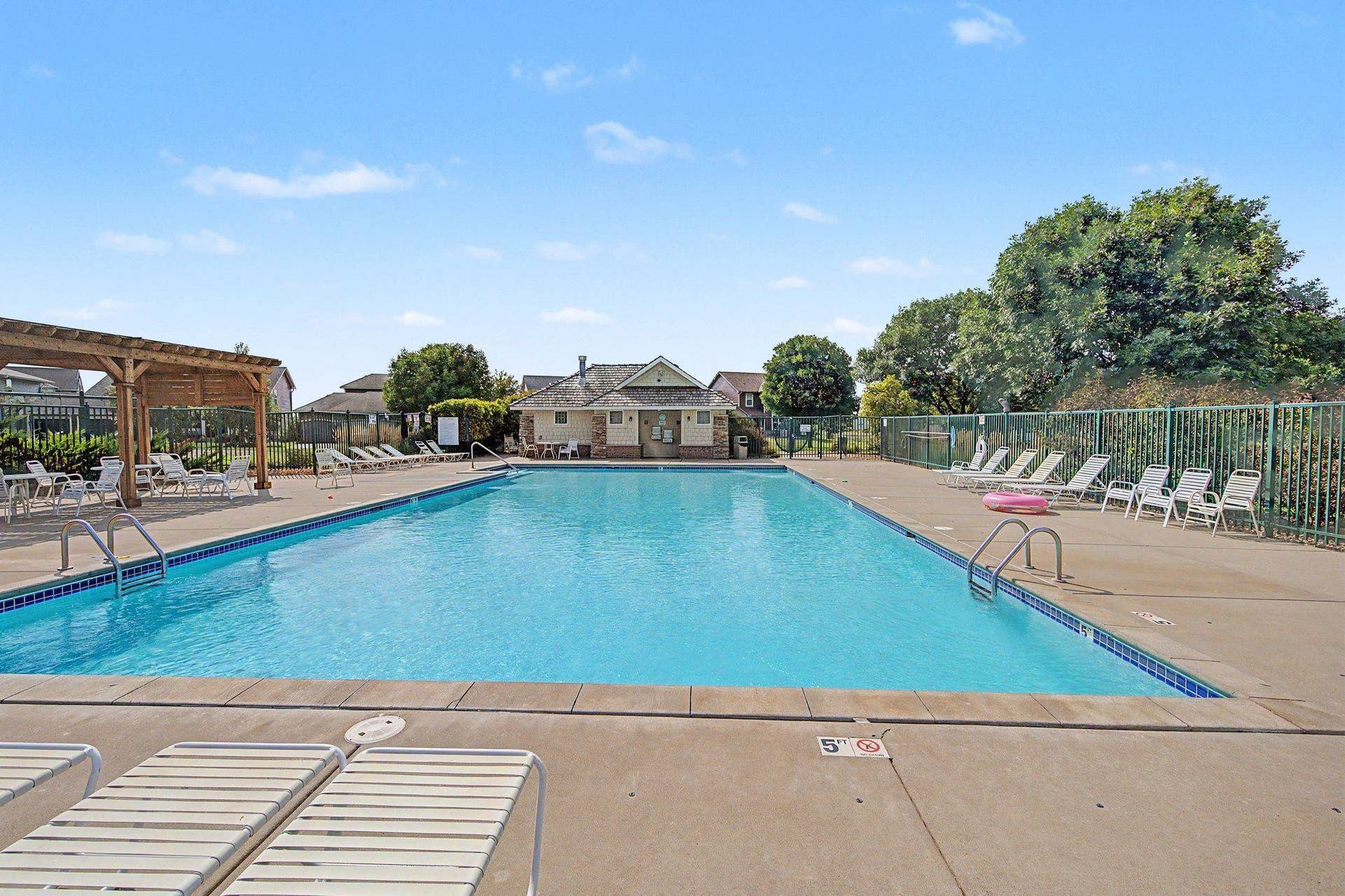 9906 Scott Avenue N, Brooklyn Park, MN 55443 9906 Scott Avenue N, Brooklyn Park, MN 55443