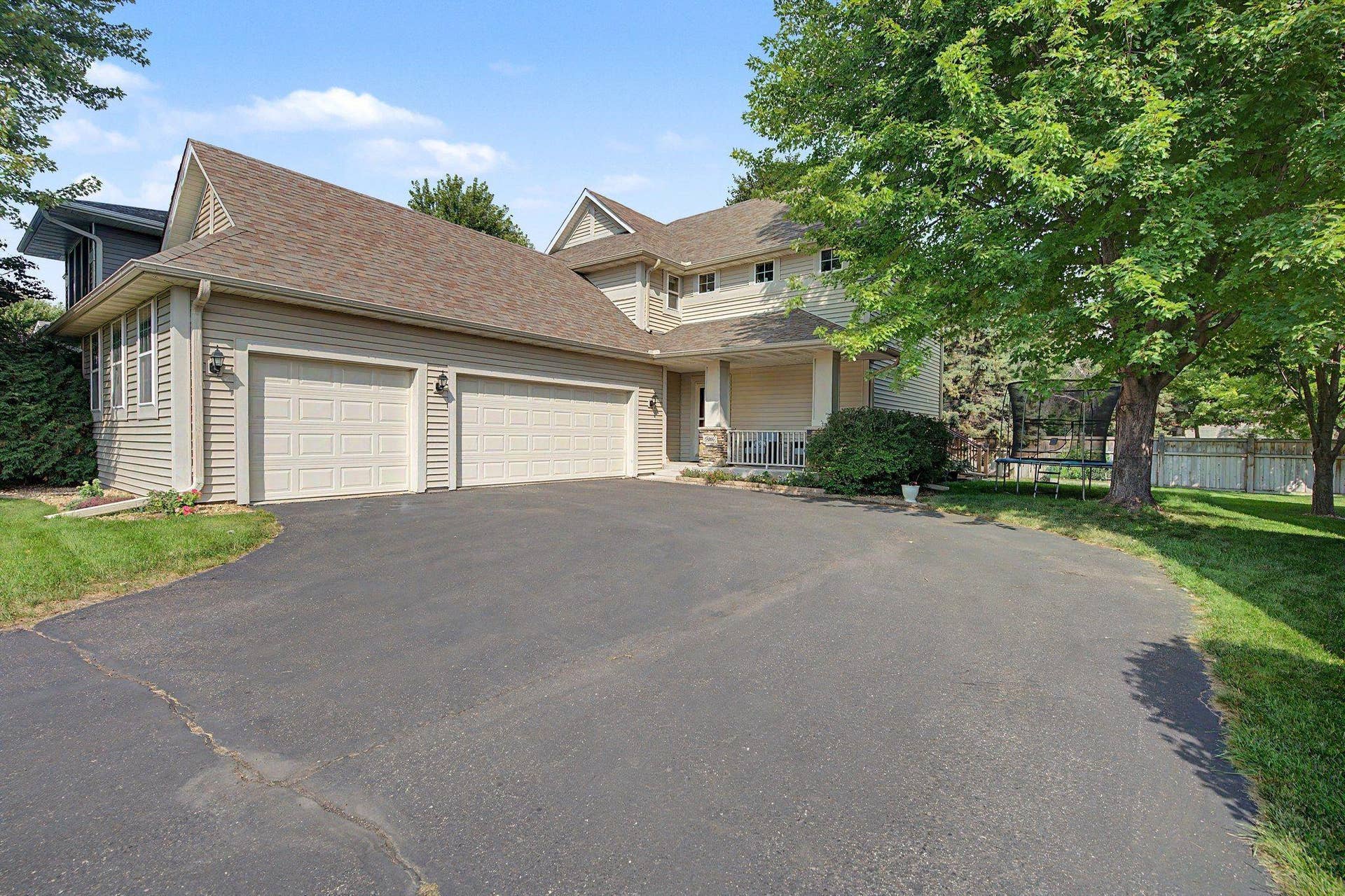 9906 Scott Avenue N, Brooklyn Park, MN 55443 9906 Scott Avenue N, Brooklyn Park, MN 55443