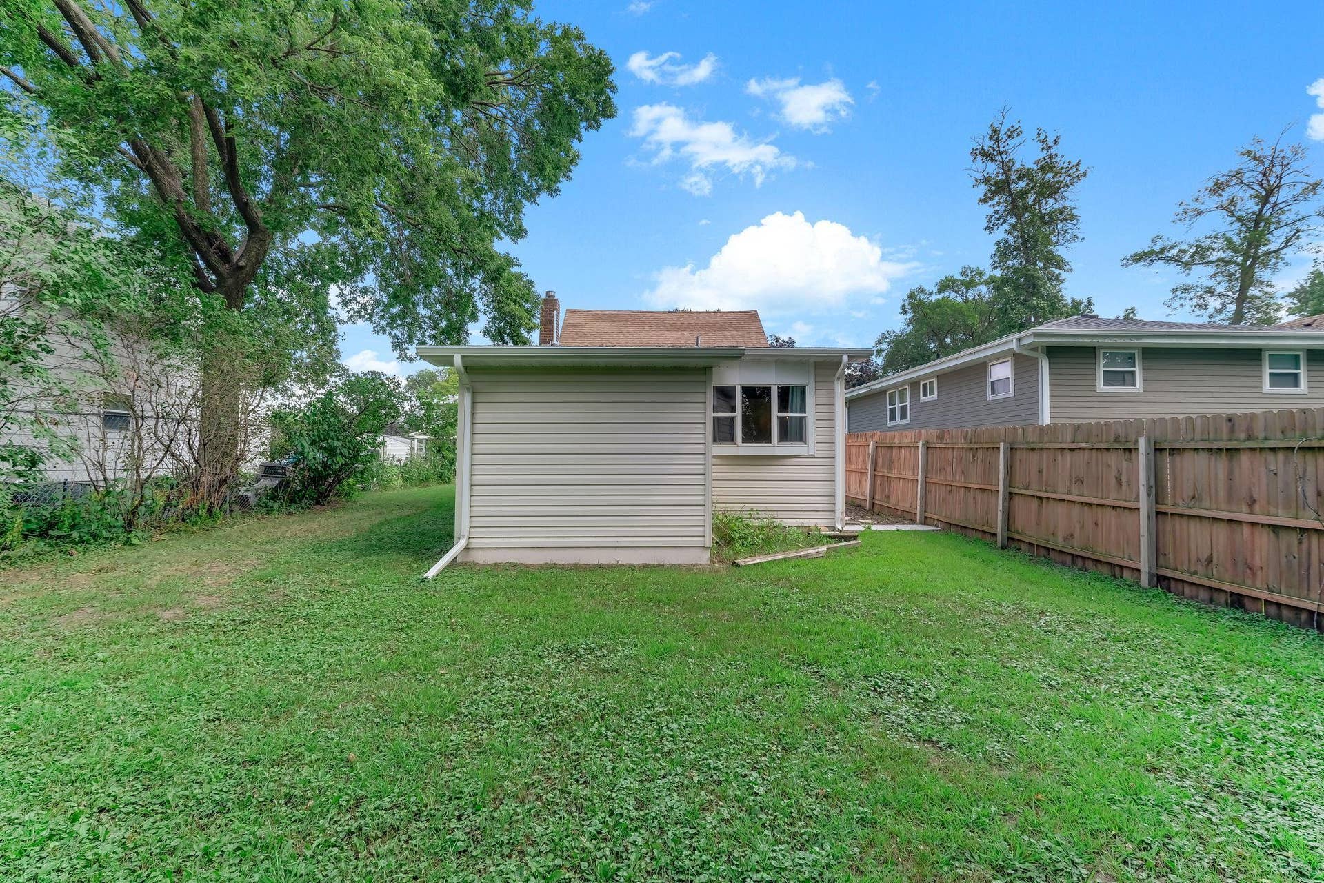 317 N Austin Avenue, Litchfield, MN 55355