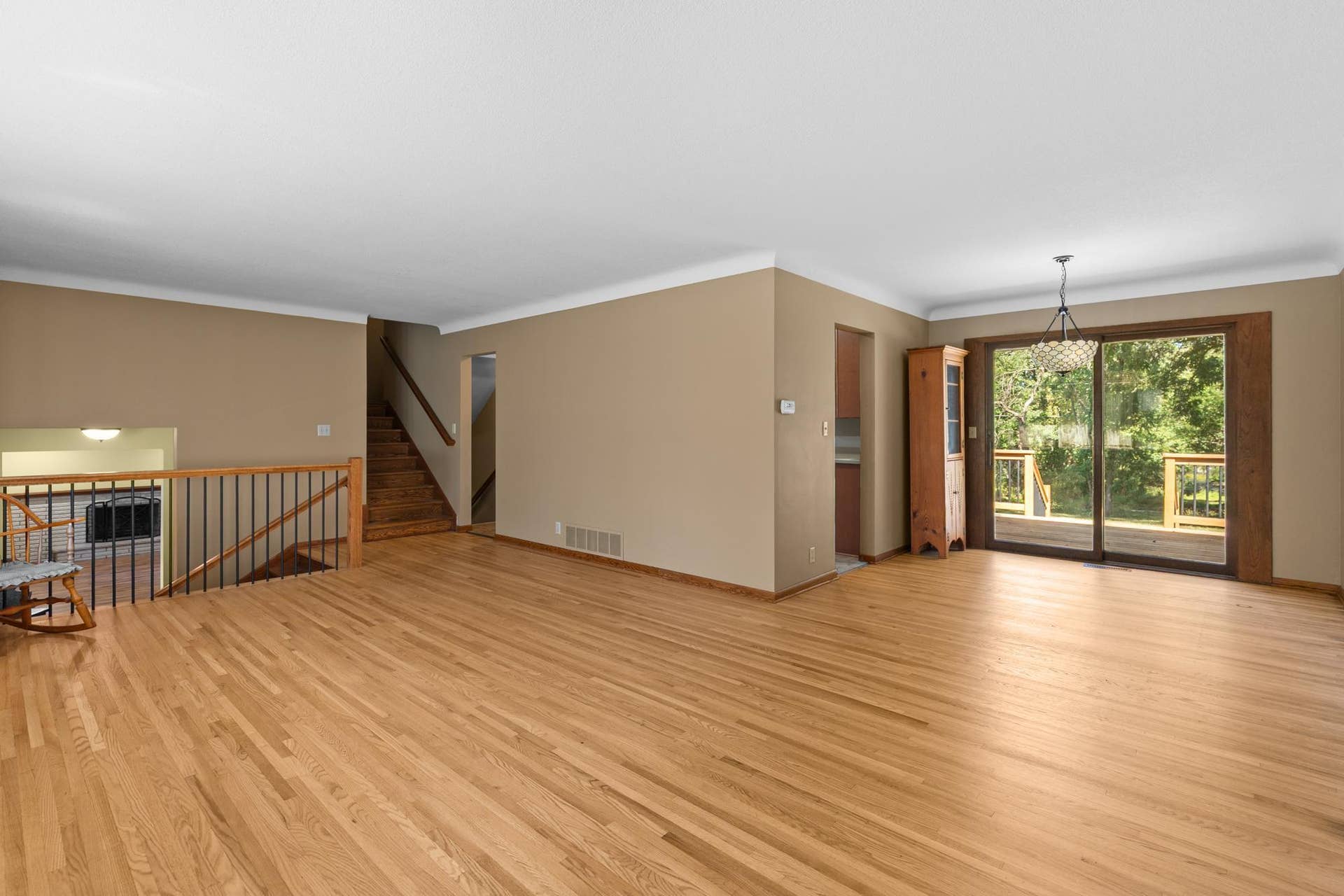 2567 Orchard Lane, White Bear Lake, MN 55110 Spacious Front Living Room - Pic 2 of 3